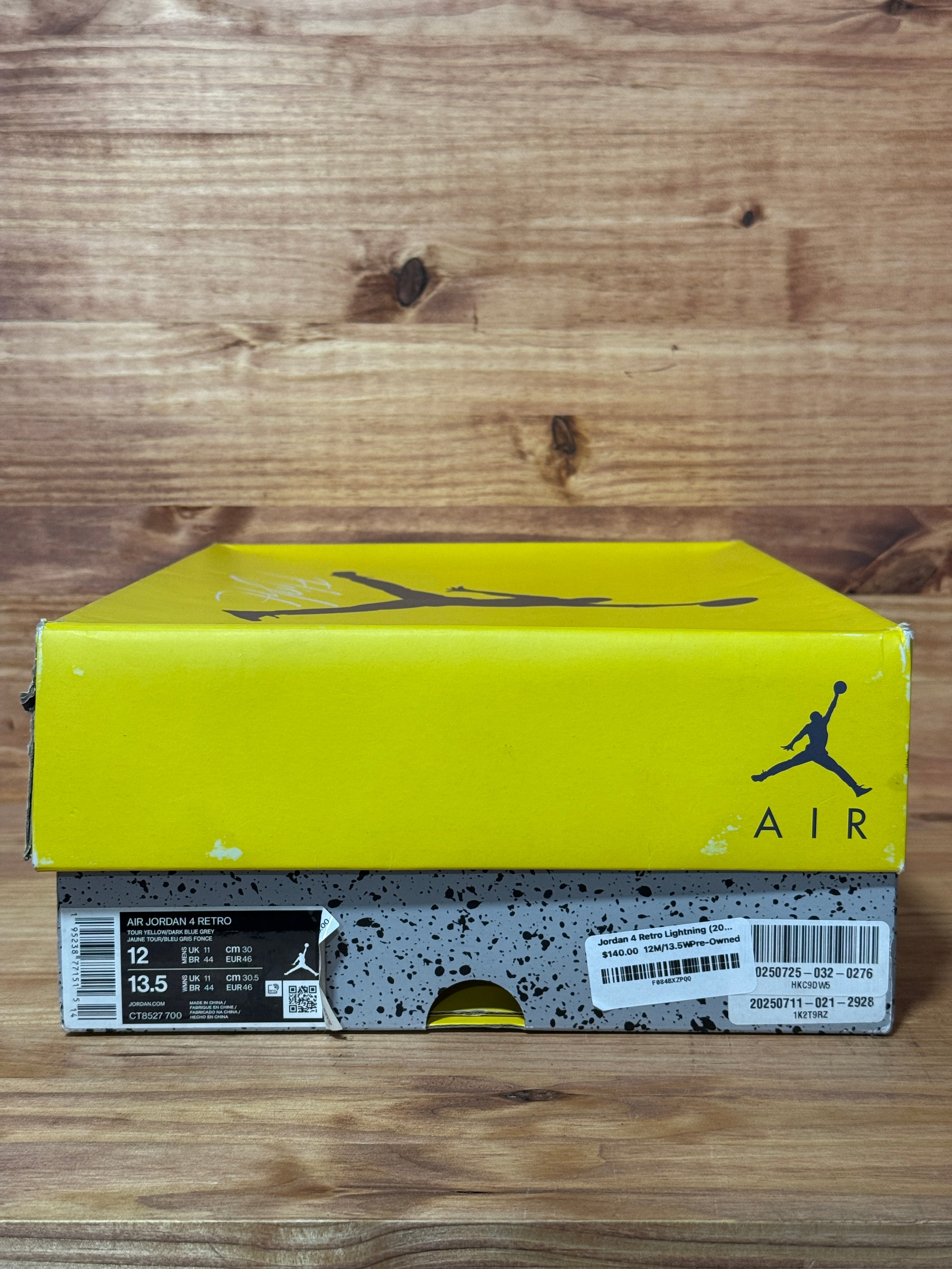 Jordan 4 Retro Lightning (2021)
