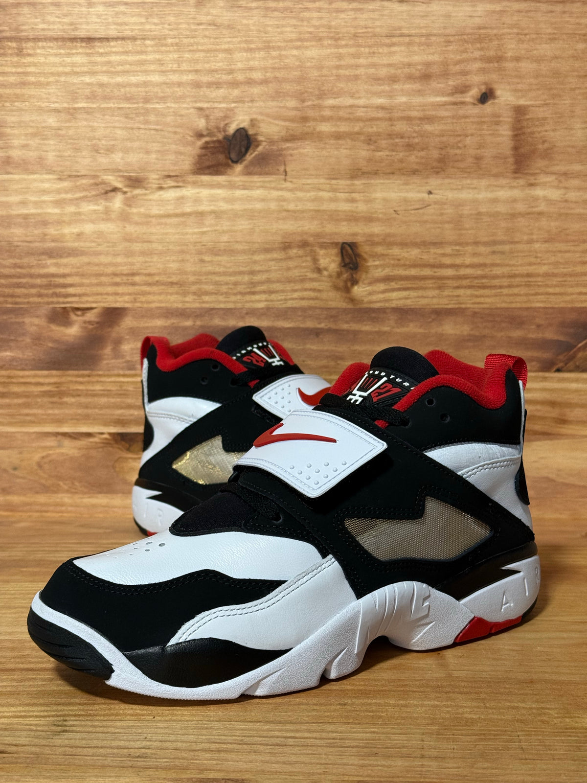 Nike Air Diamond Turf 49ers (2025) - Size 8