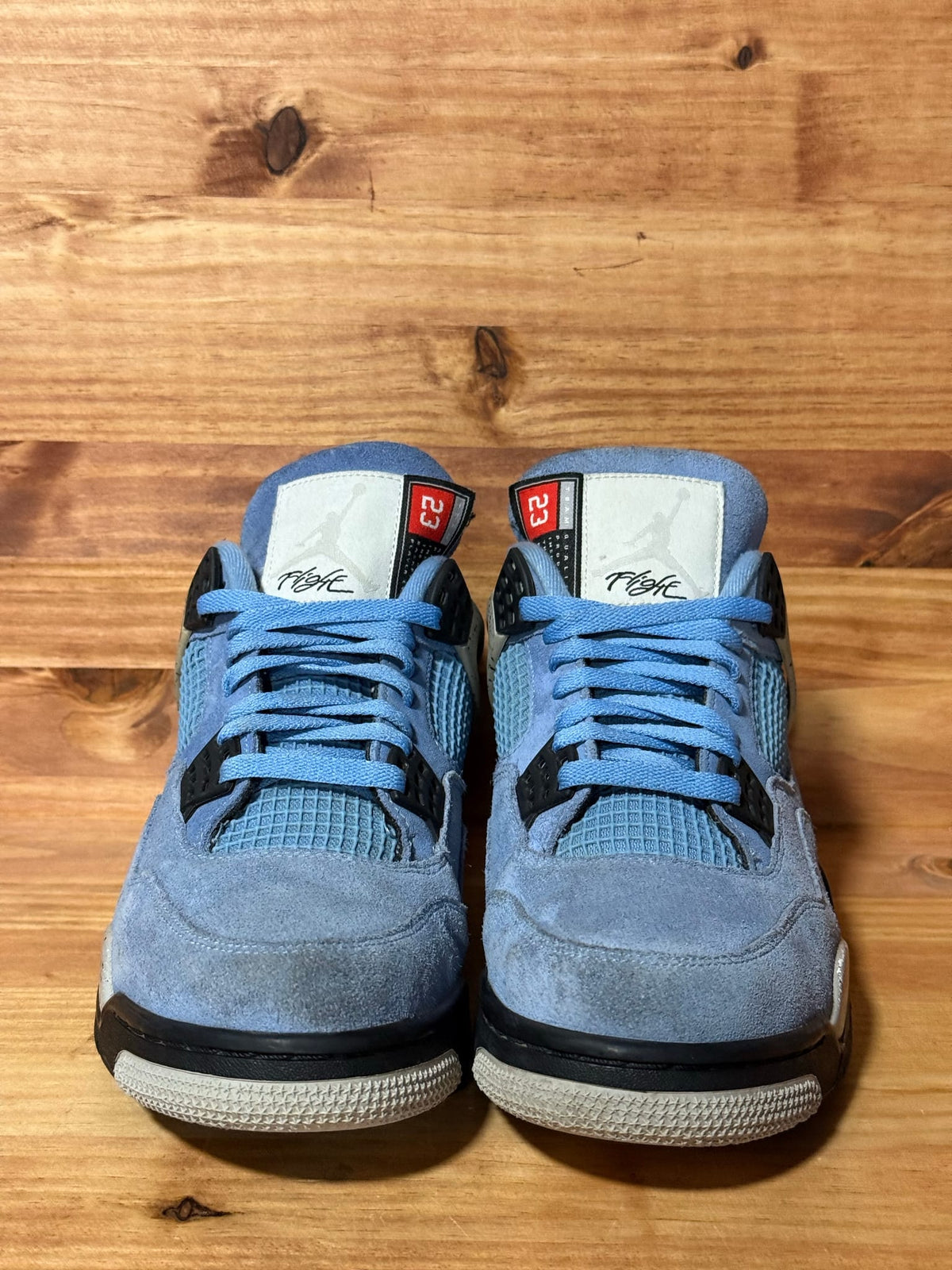 Jordan 4 Retro University Blue - Size 11.5