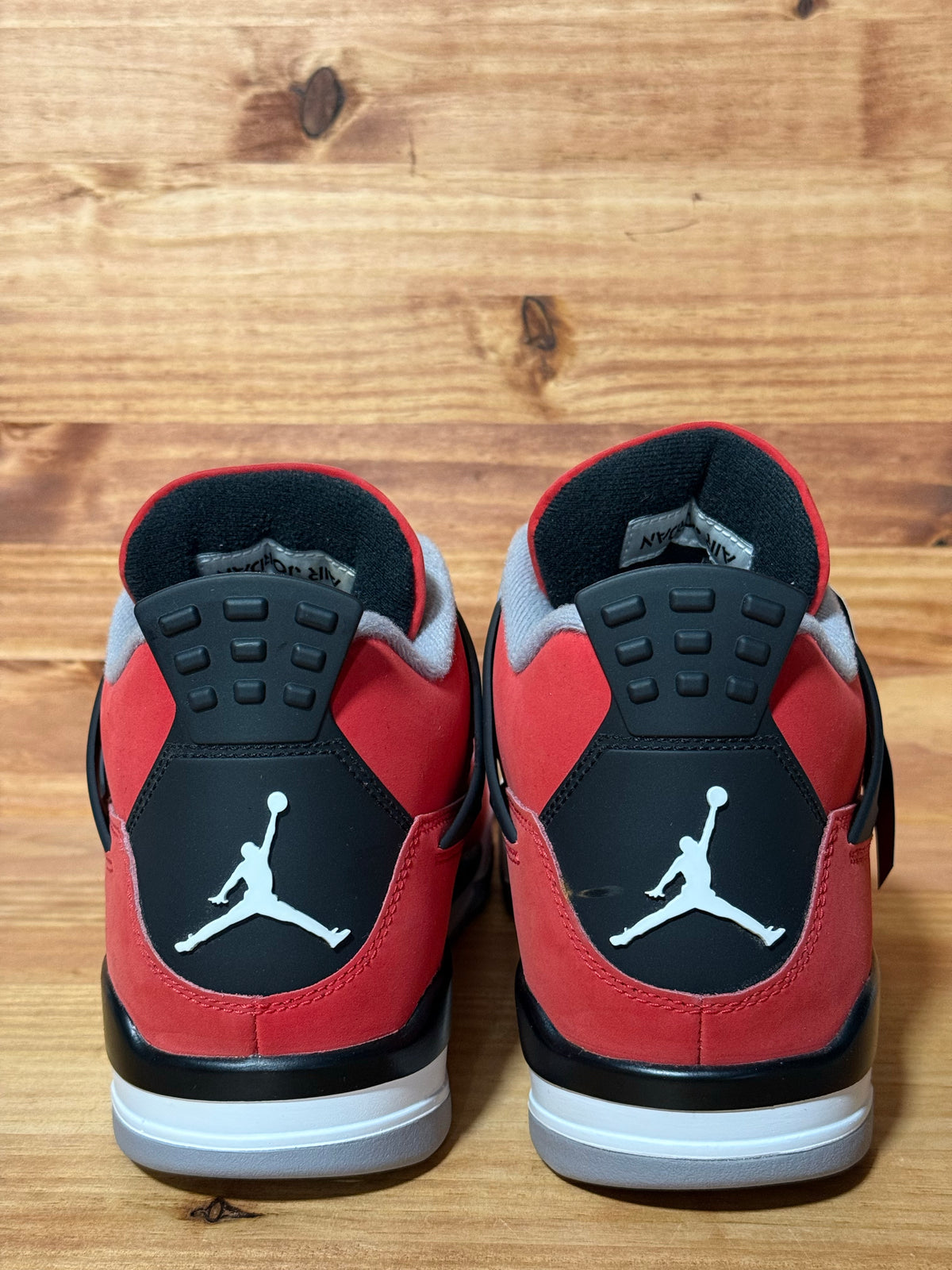 Jordan 4 Retro Toro Bravo (2026)
