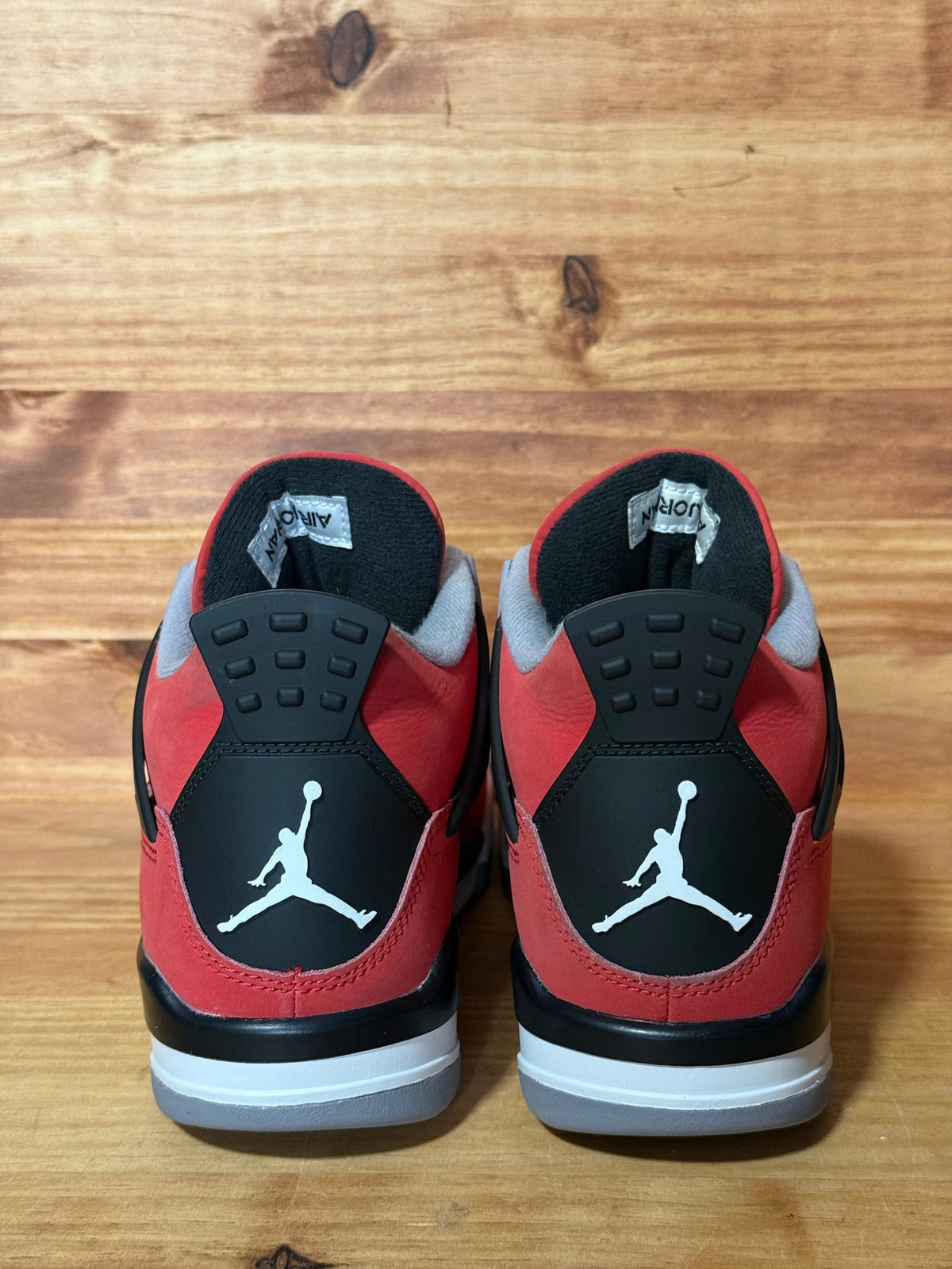 Jordan 4 Retro Toro Bravo (2026) (GS) - Size 7Y