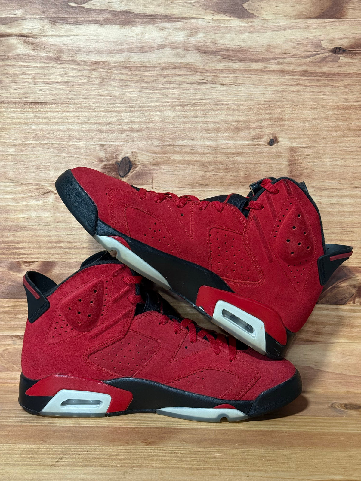 Jordan 6 Retro Toro Bravo