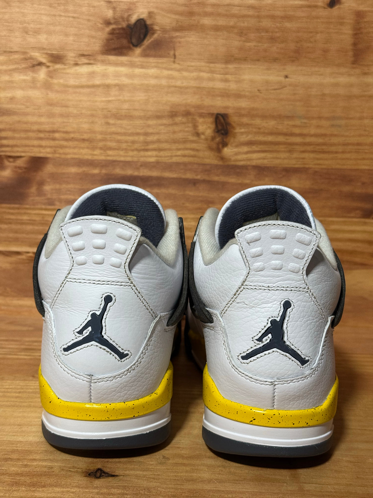Jordan 4 Retro Rare Air Tour Yellow (2026)