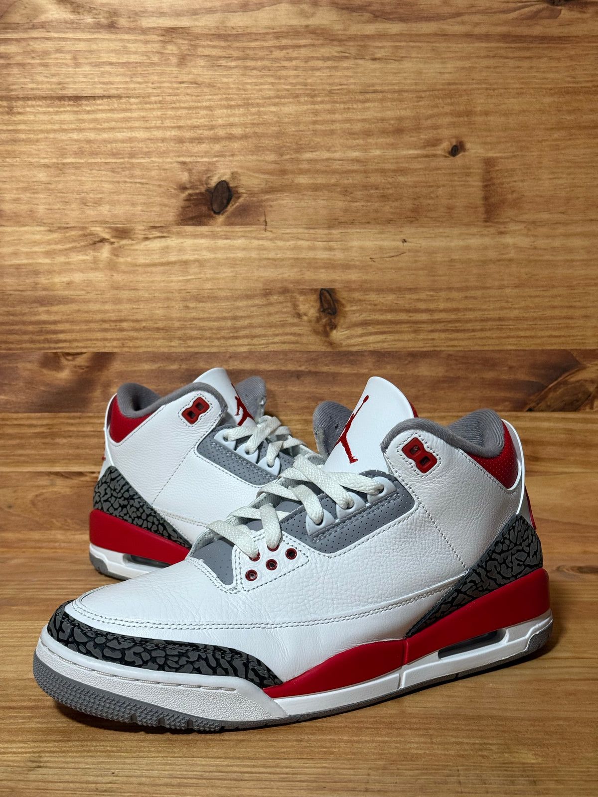 Jordan 3 Retro Fire Red (2022)
