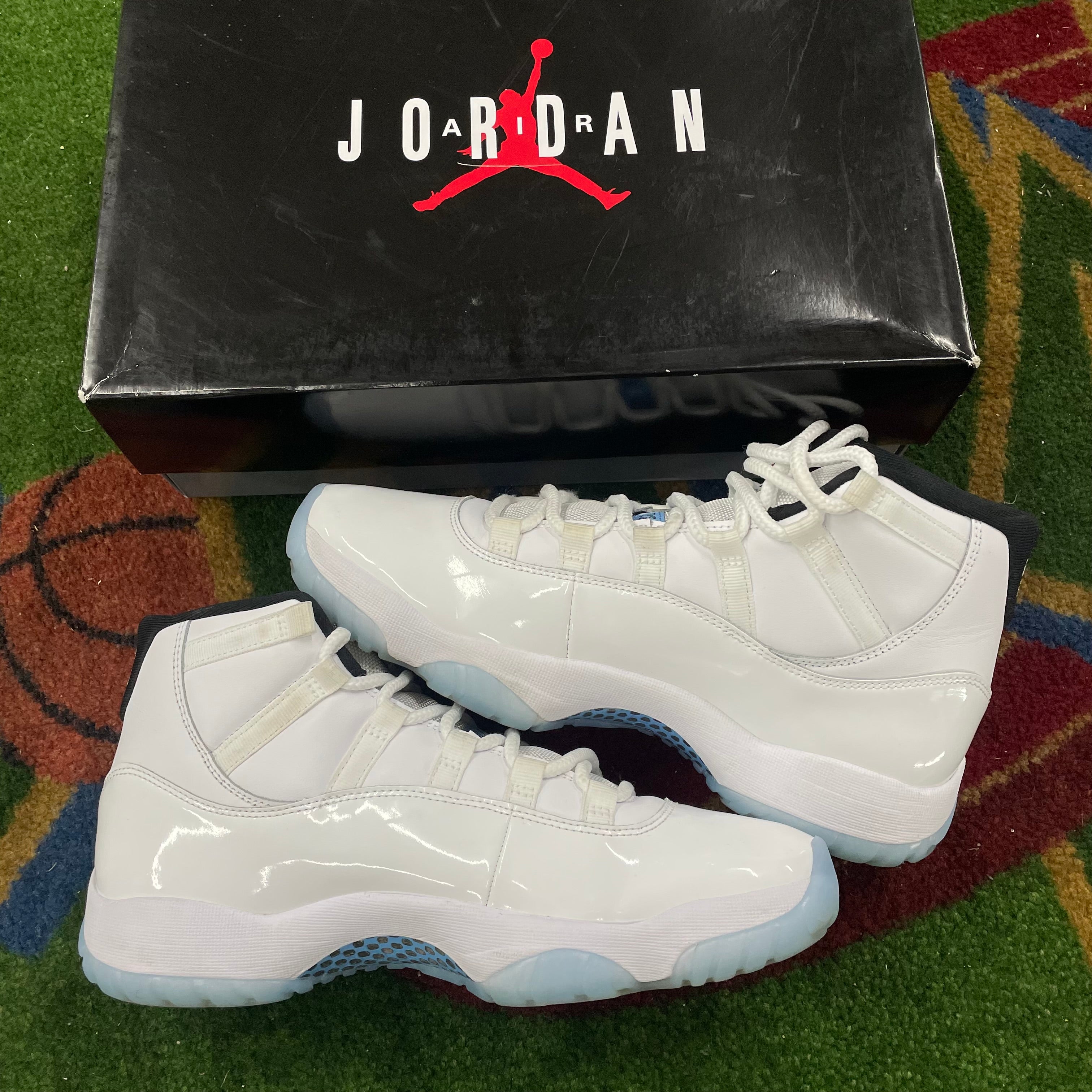Jordan 11 “Legend Blue” Size 10