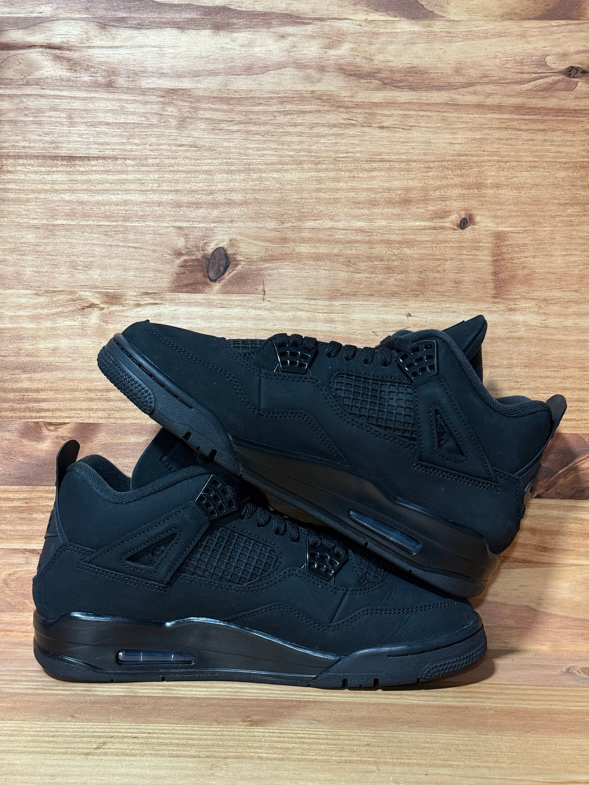 Jordan 4 Retro Black Cat (2025)