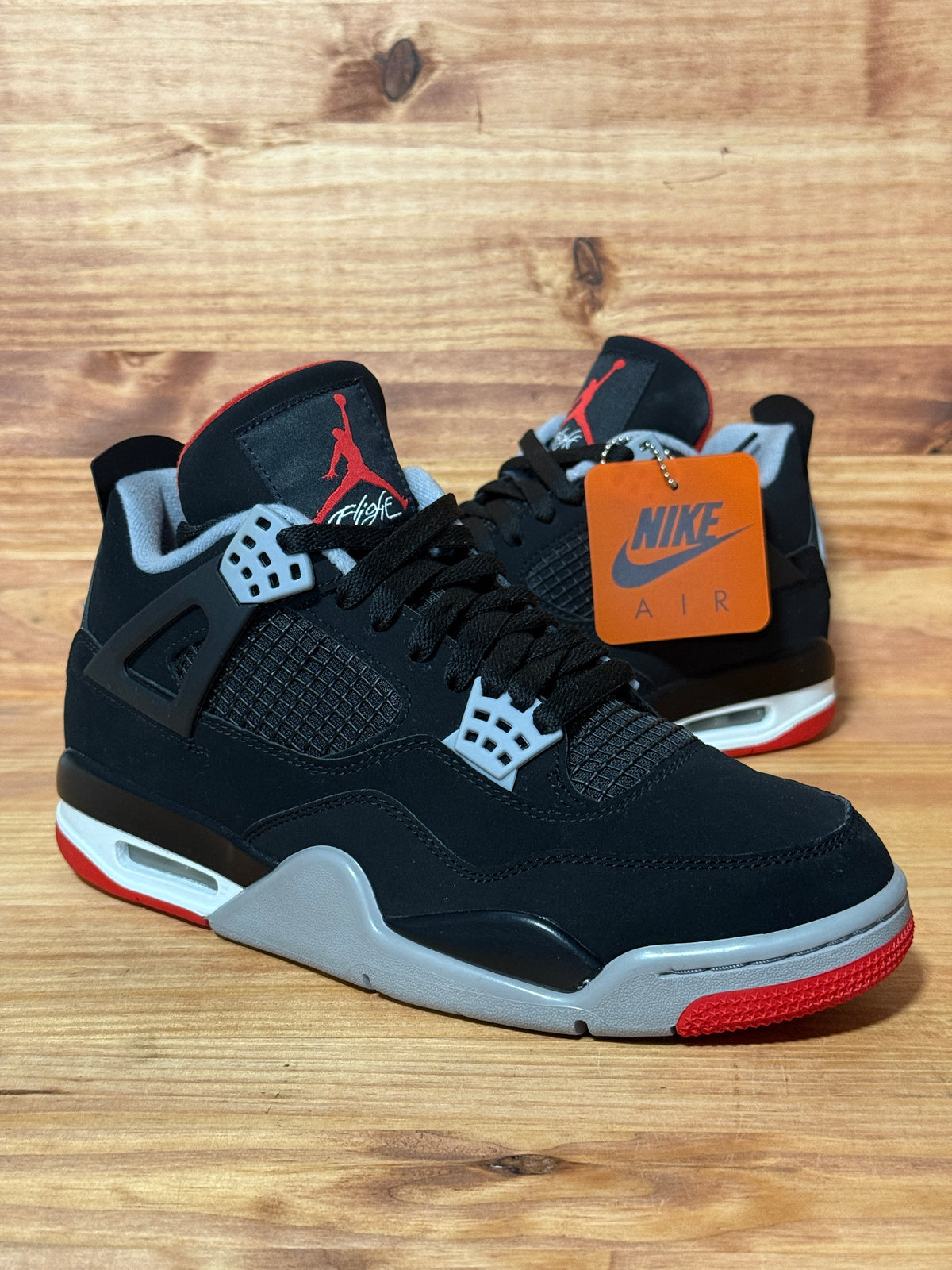 Jordan 4 Retro Bred (2019)