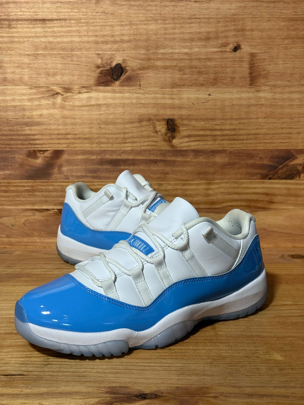 Jordan 11 Retro Low University Blue (2026) - Size 9.5