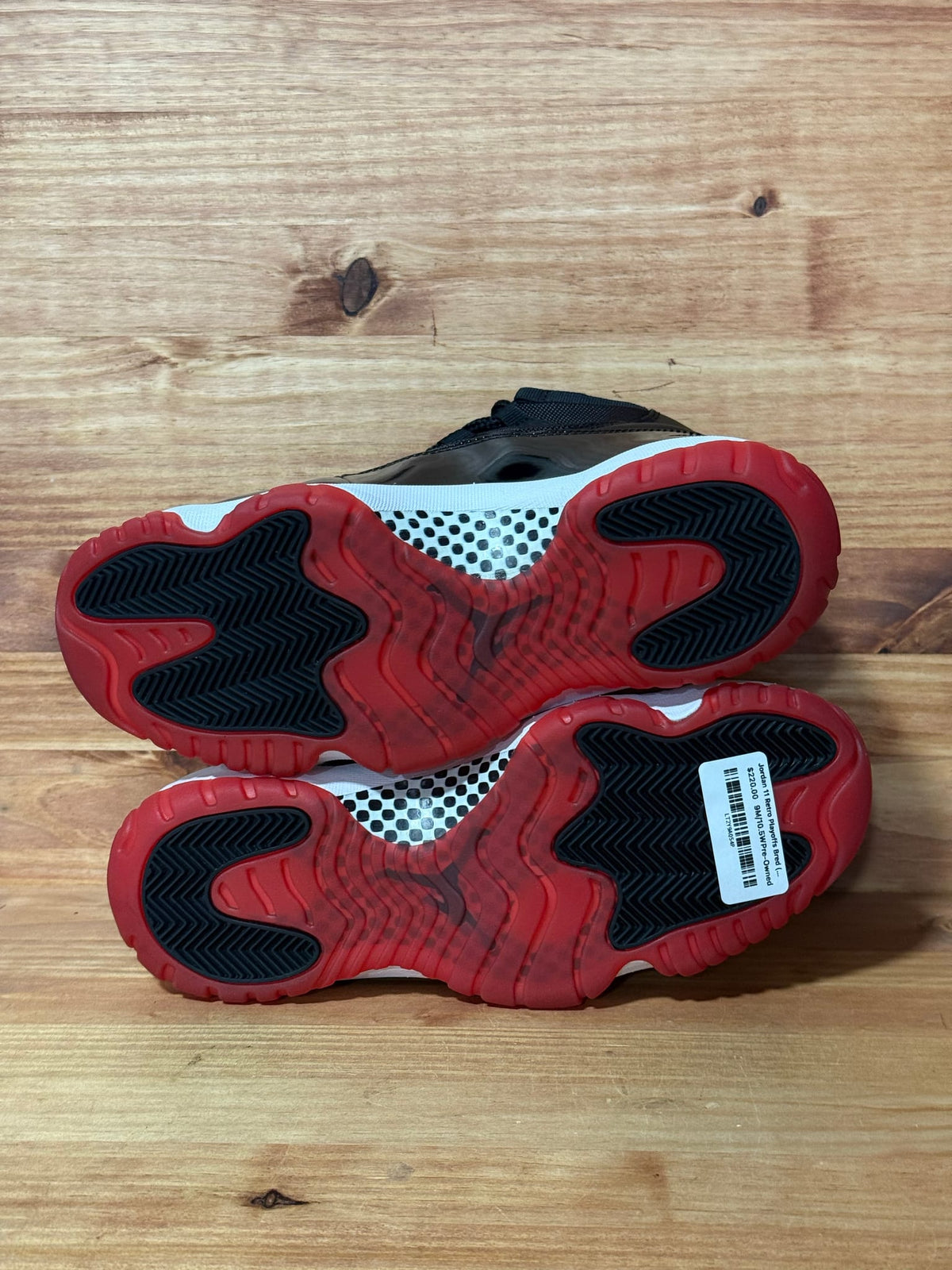 Jordan 11 Retro Playoffs Bred (2019) - Size 9