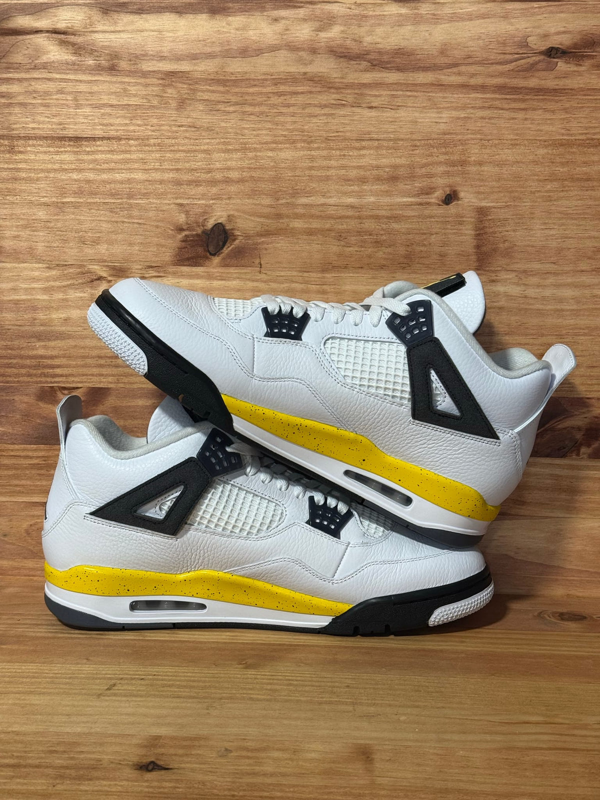 Jordan 4 Retro Rare Air Tour Yellow - Size 13