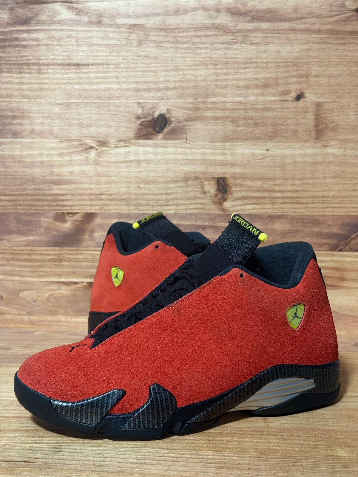 Jordan 14 Retro Ferrari (2025)