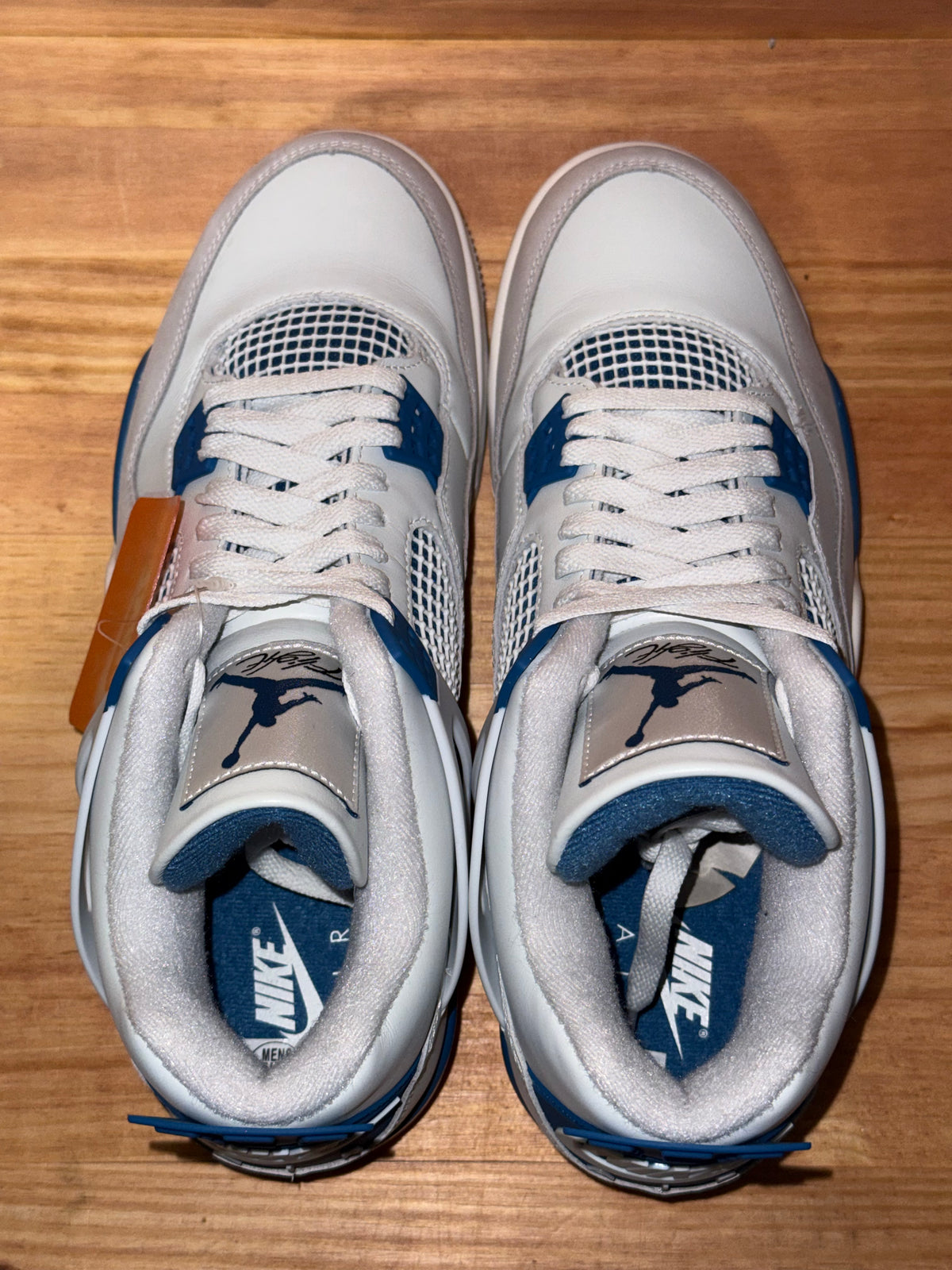 Jordan 4 Retro Military Blue (2024)