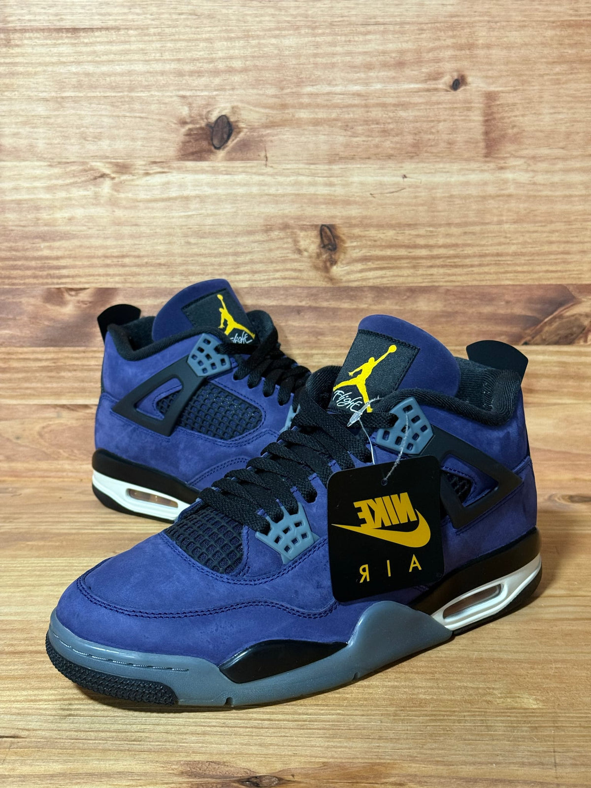 Jordan 4 Retro Lakers - Size 10