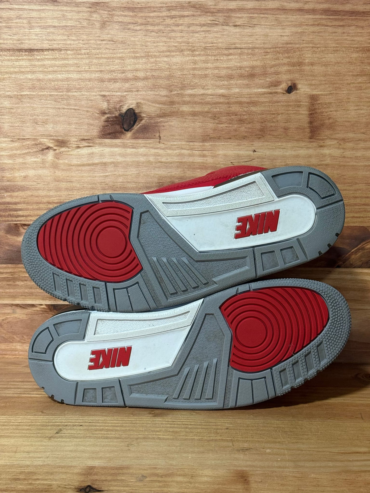 Jordan 3 Retro SE Unite