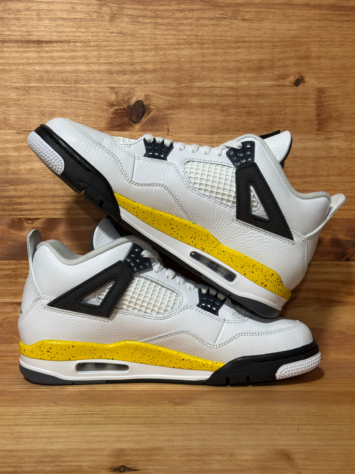 Jordan 4 Retro Rare Air Tour Yellow