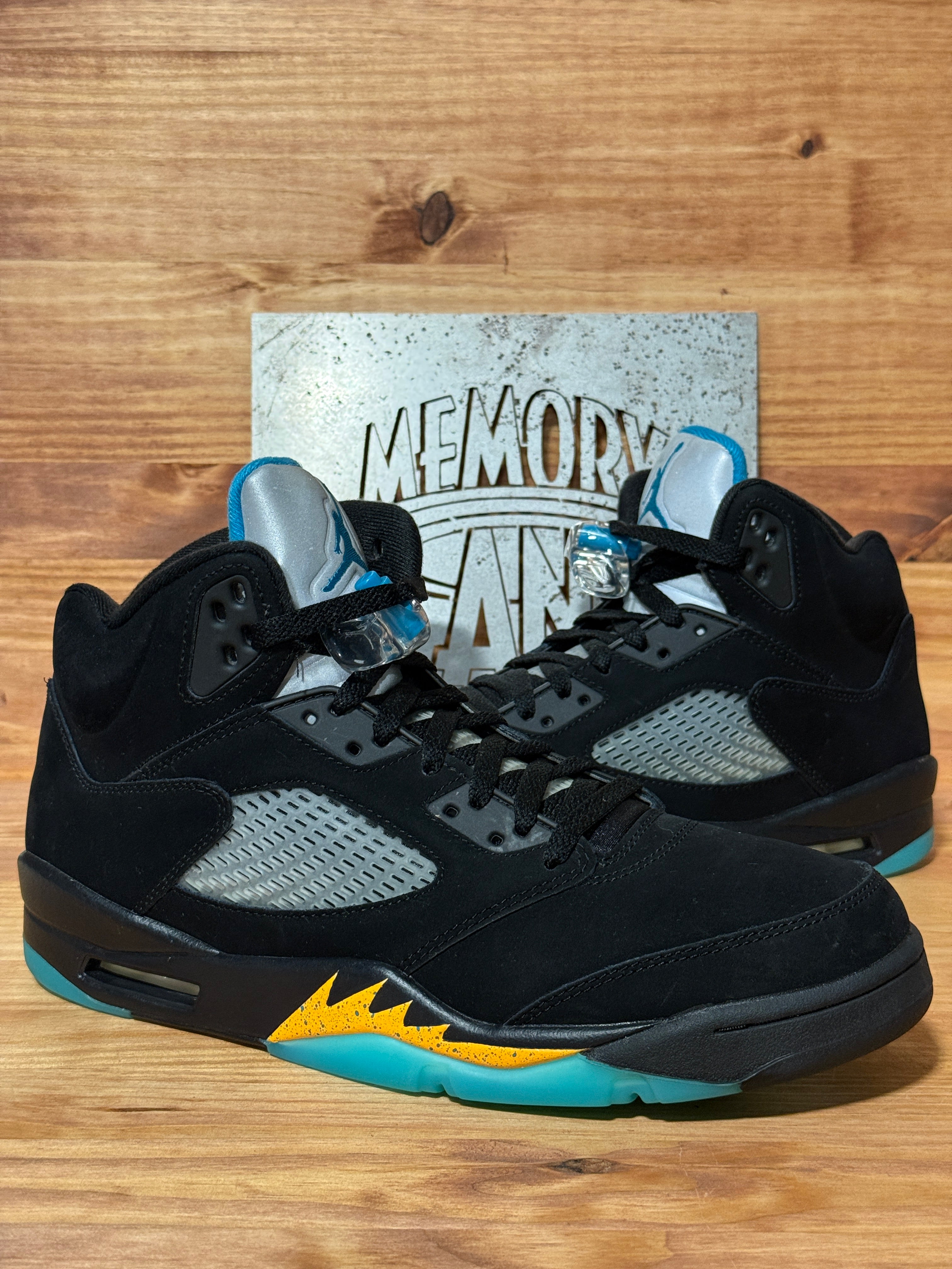 Jordan 5 Retro Aqua