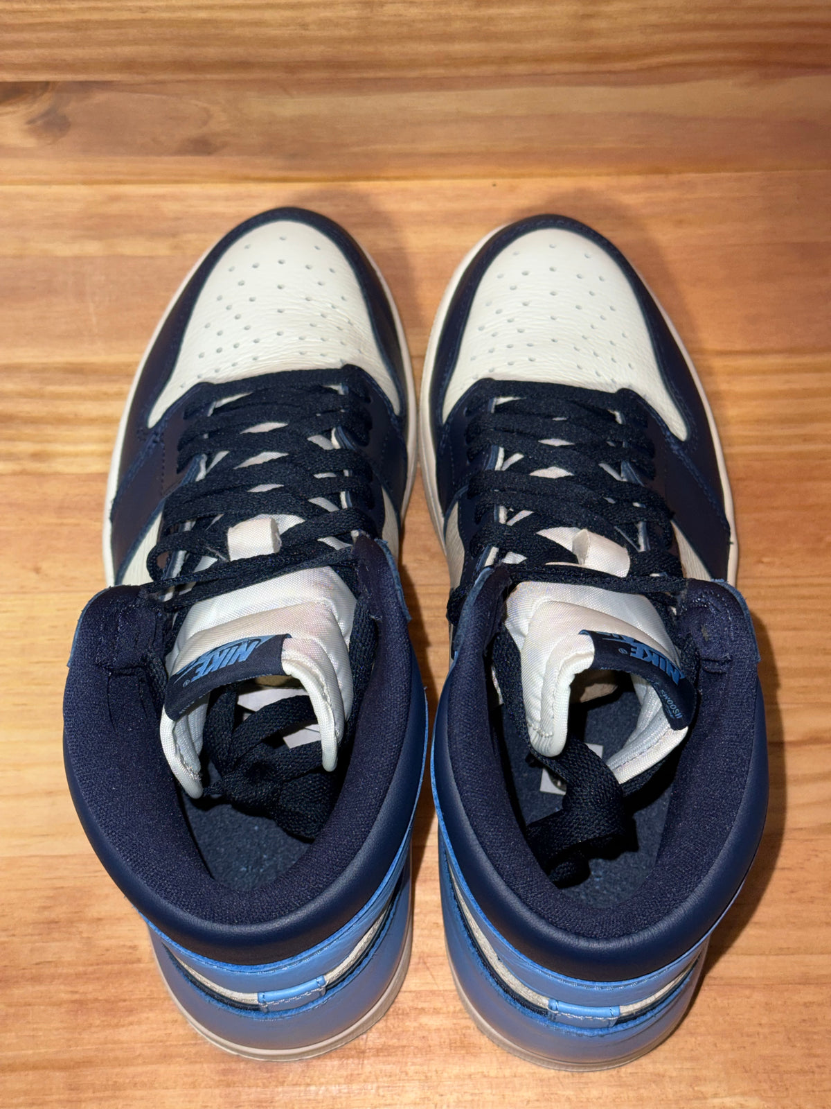Jordan 1 Retro High Obsidian