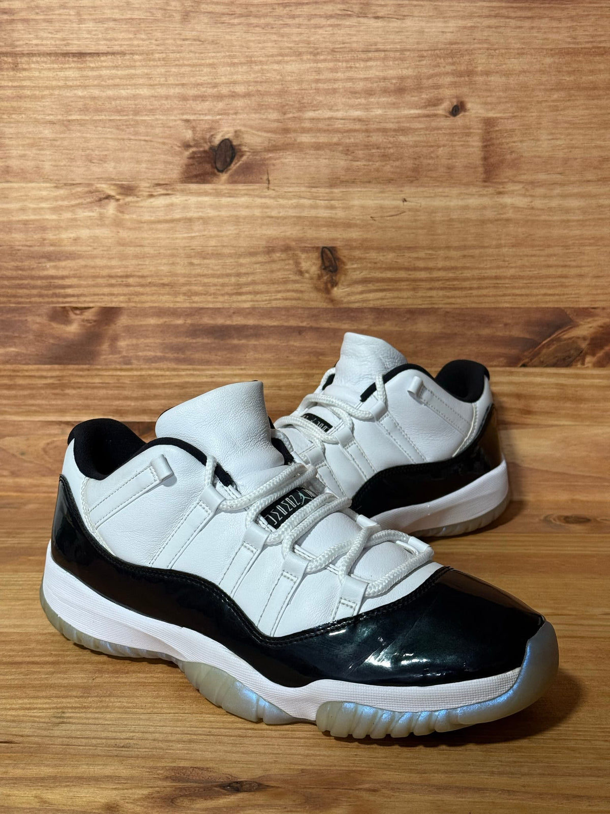 Jordan 11 Retro Low Iridescent - Size 11