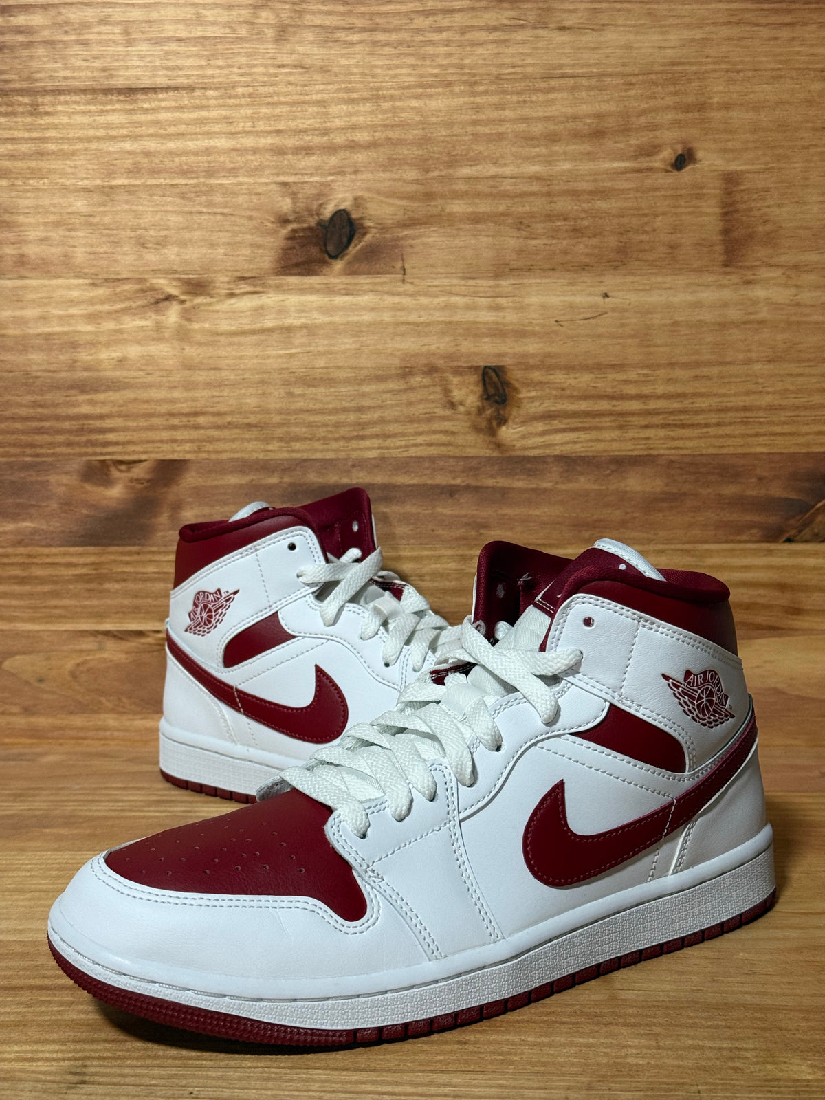 Jordan 1 Mid Reverse Chicago (Women's)