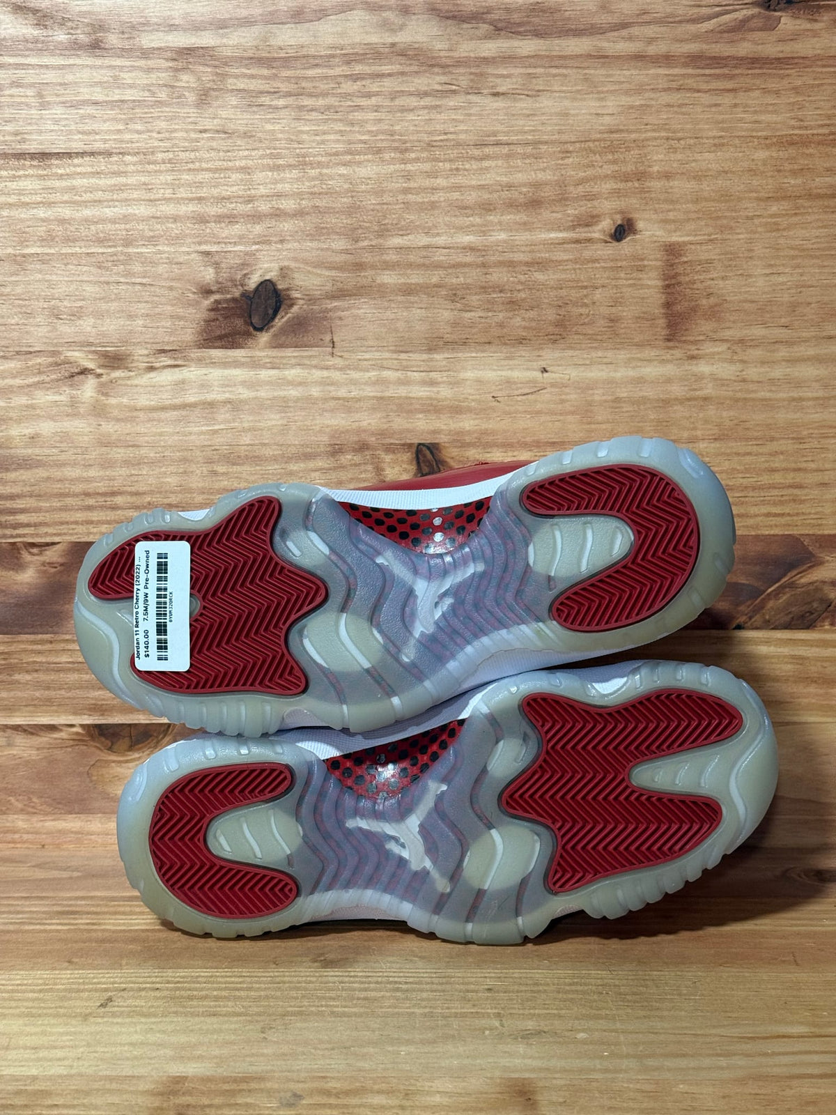 Jordan 11 Retro Cherry (2022) - Size 7.5
