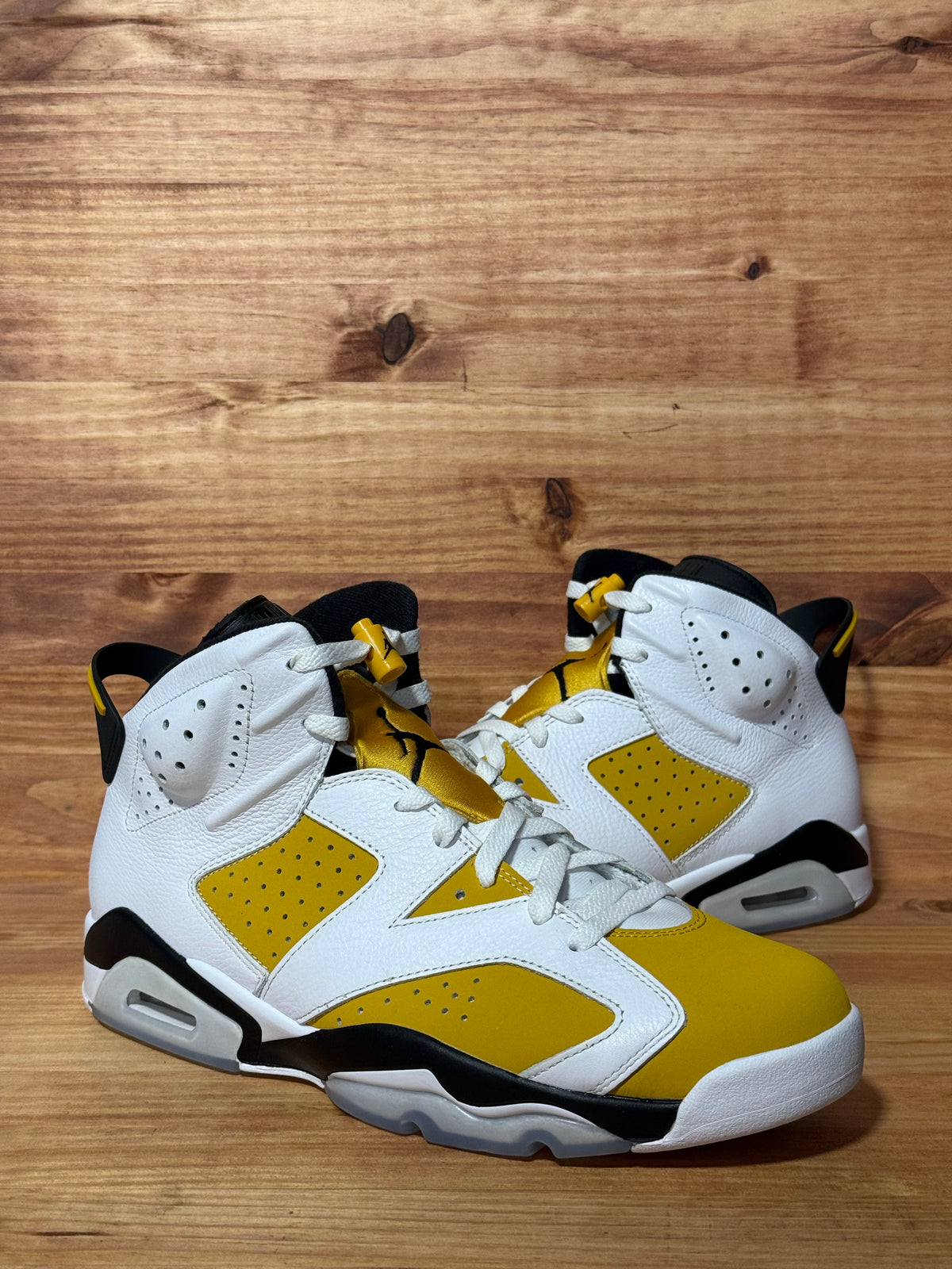 Jordan 6 Retro Yellow Ochre
