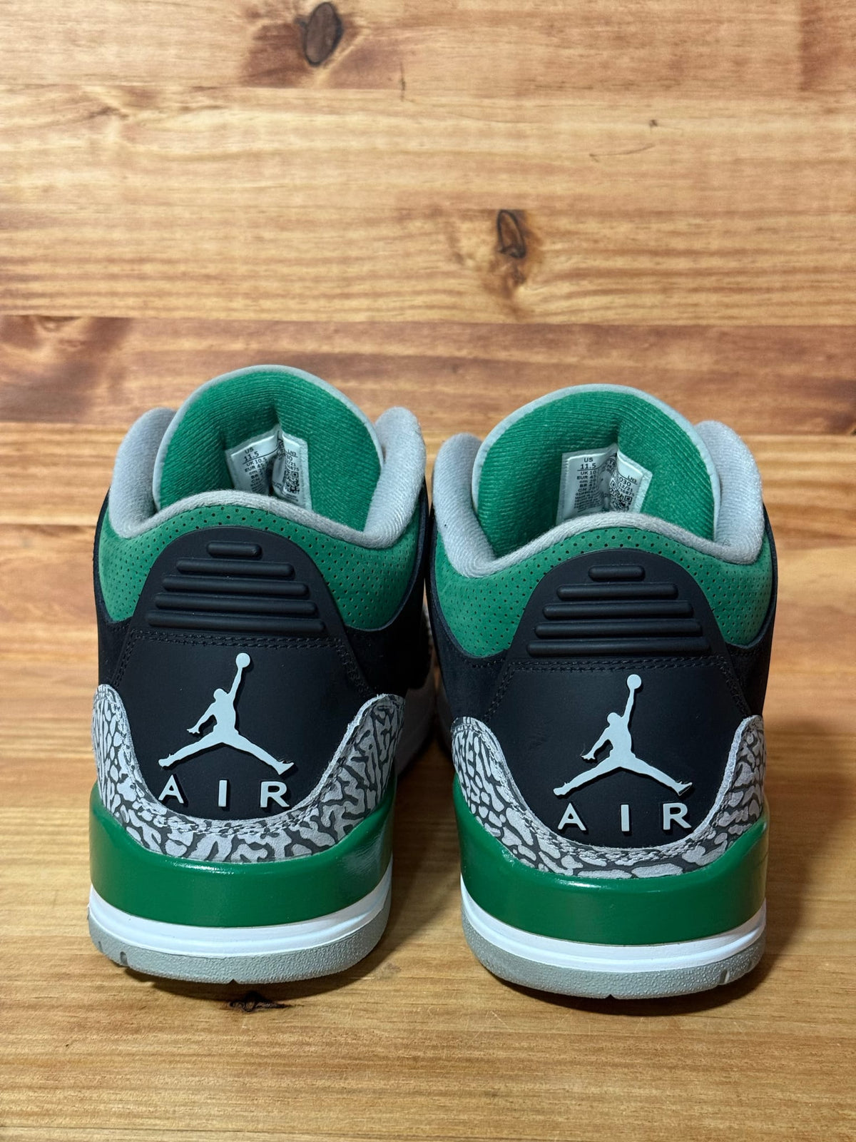 Jordan 3 Retro Pine Green - Size 11.5