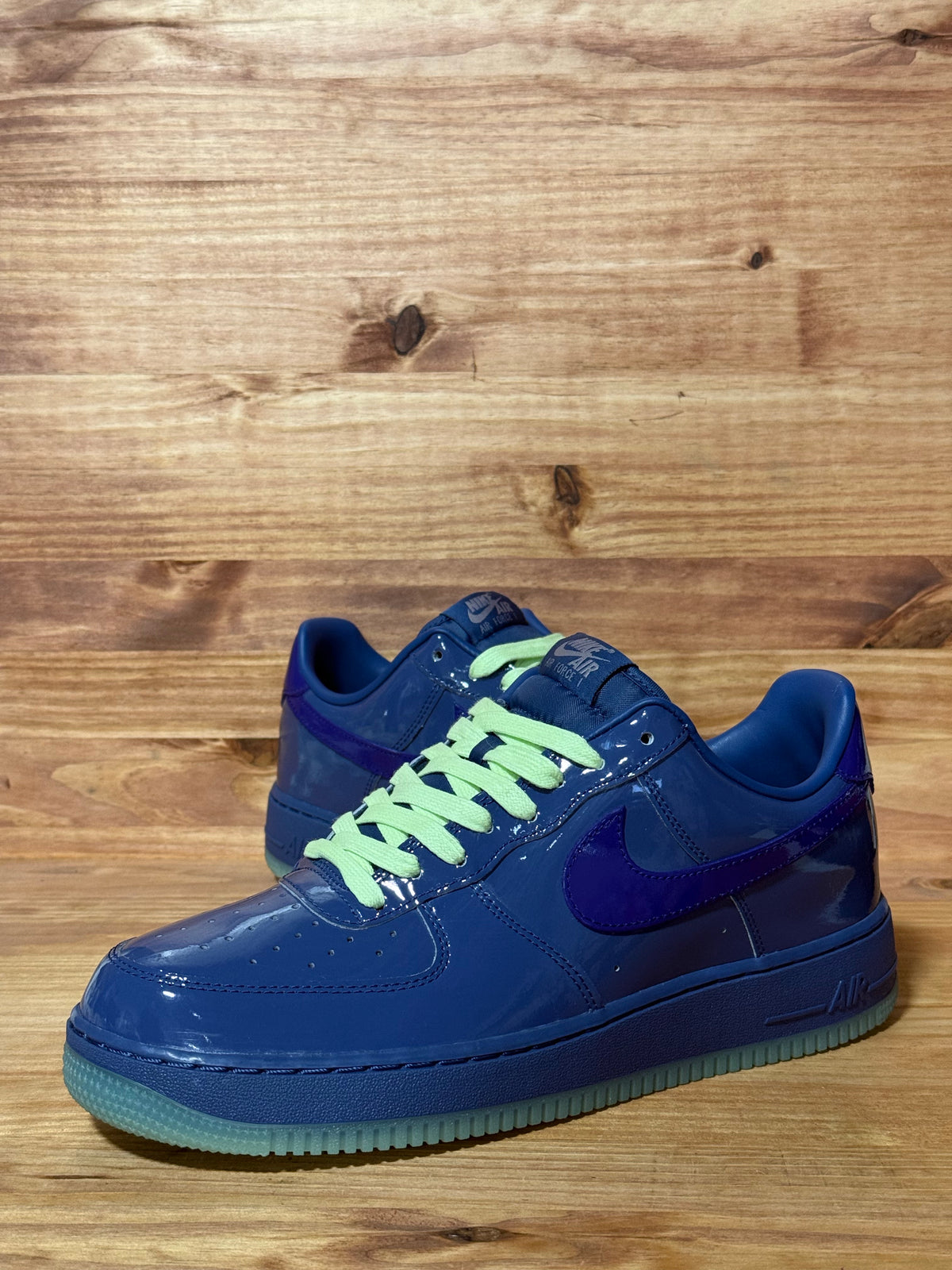 Nike Air Force 1 Low Patent Leather Mystic Navy Grape Ice
