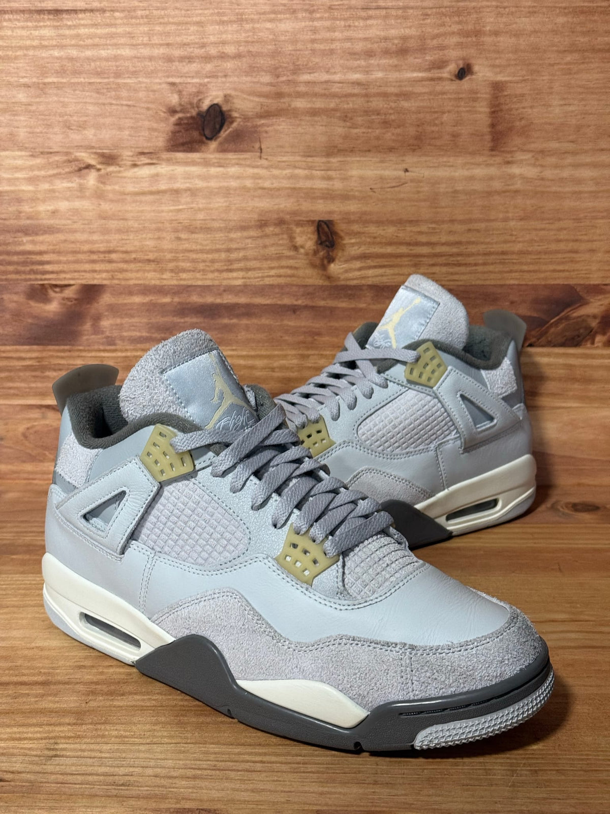 Jordan 4 Retro SE Craft Photon Dust - Size 10.5