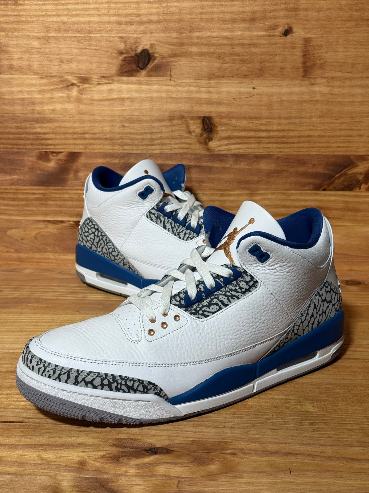 Jordan 3 Retro Wizards - Size 13