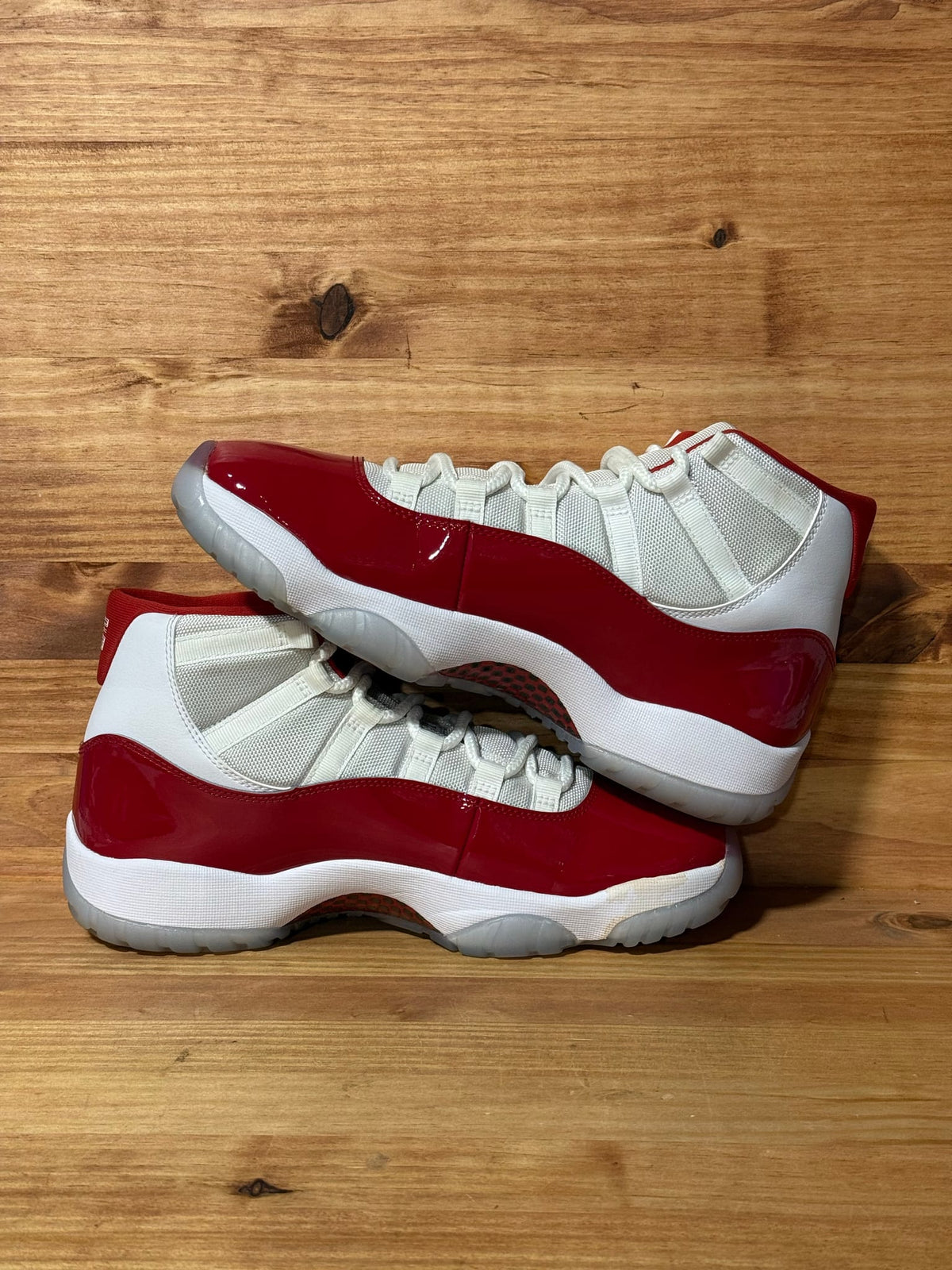 Jordan 11 Retro Cherry (2022) - Size 9.5