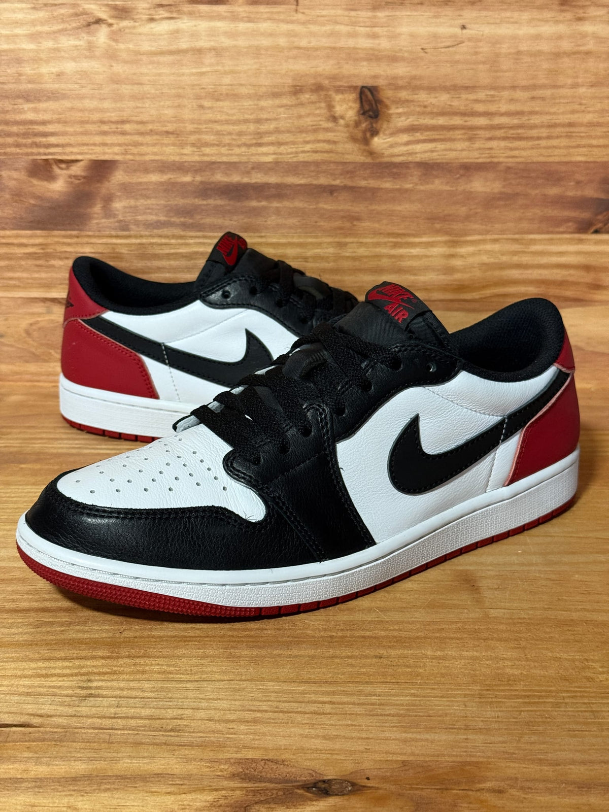 Jordan 1 Retro Low OG Black Toe (2023) - Size 11