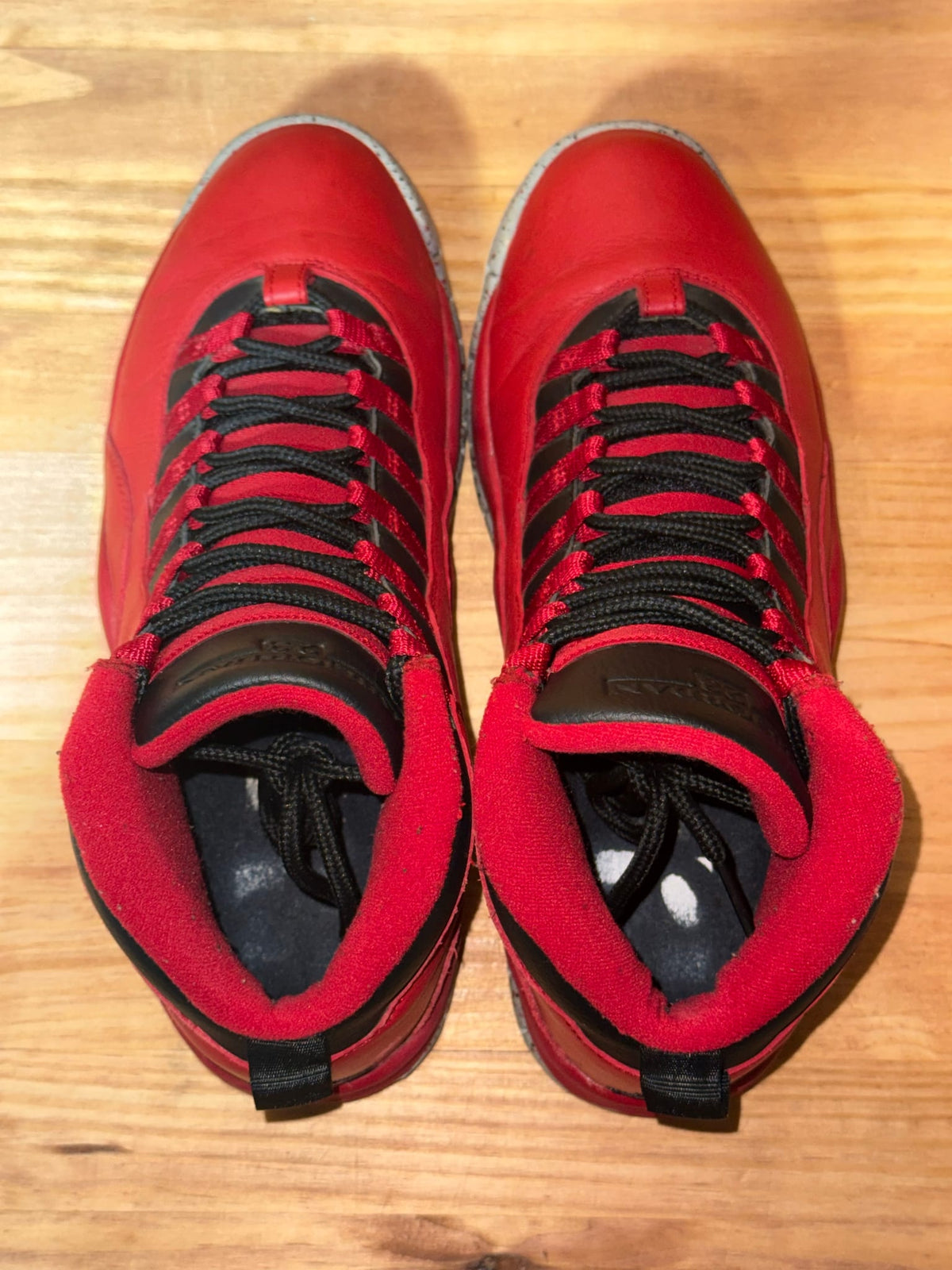 Jordan 10 Retro Bulls Over Broadway - Size 9.5