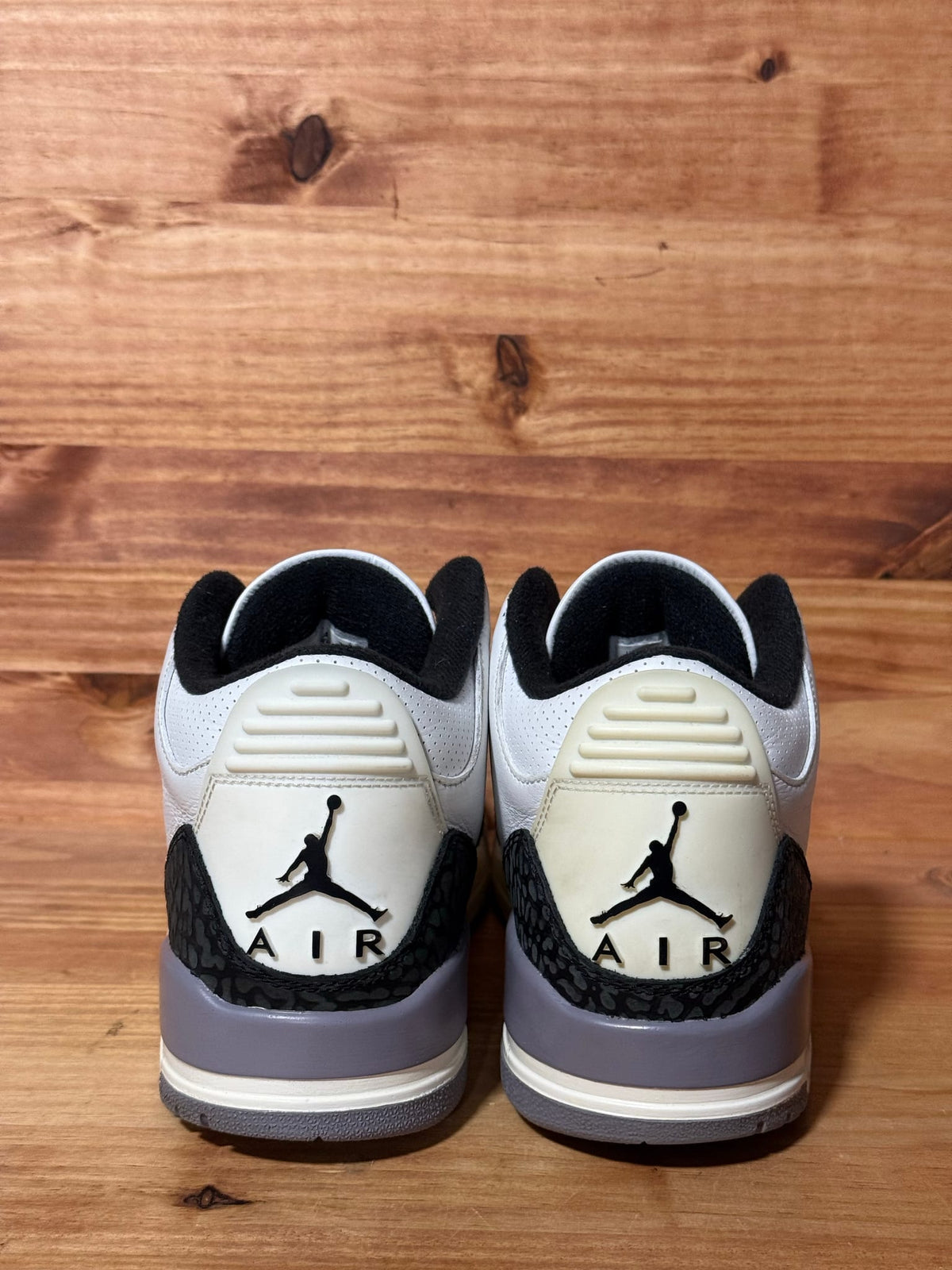 Jordan 3 Retro Cement Grey - Size 9