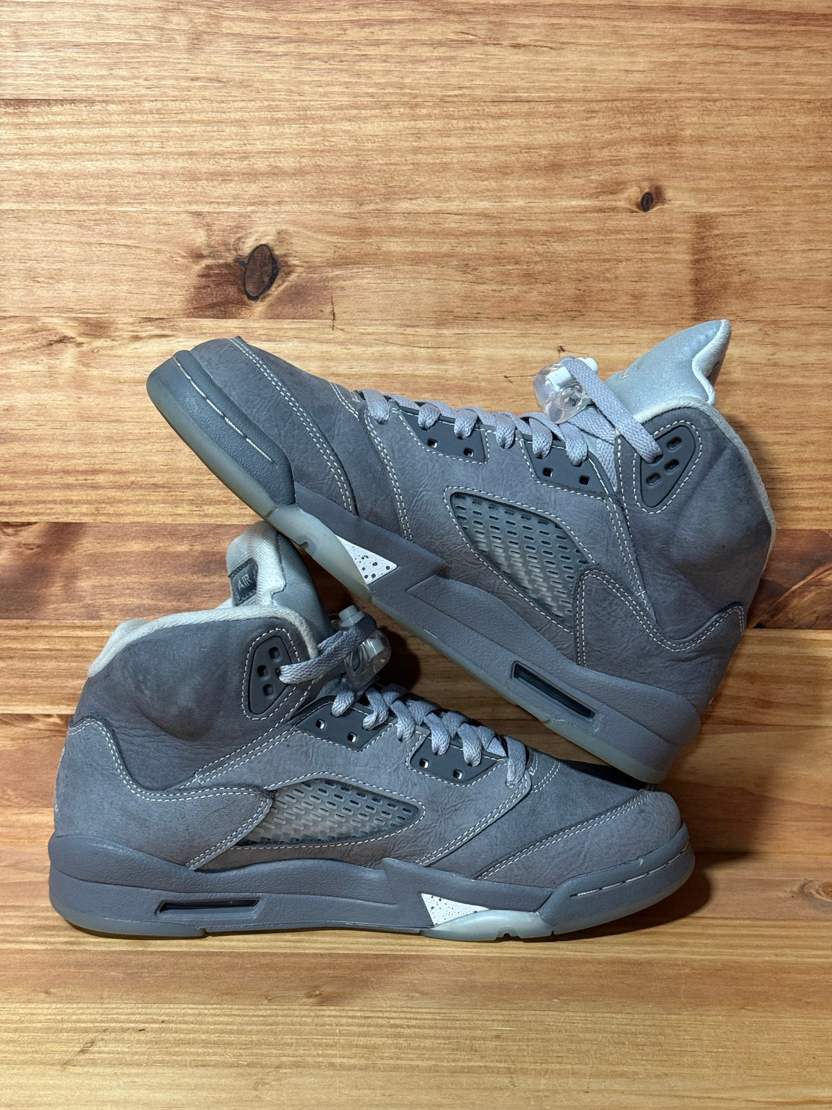 Jordan 5 Retro Wolf Grey (2026) (GS) - Size 7Y
