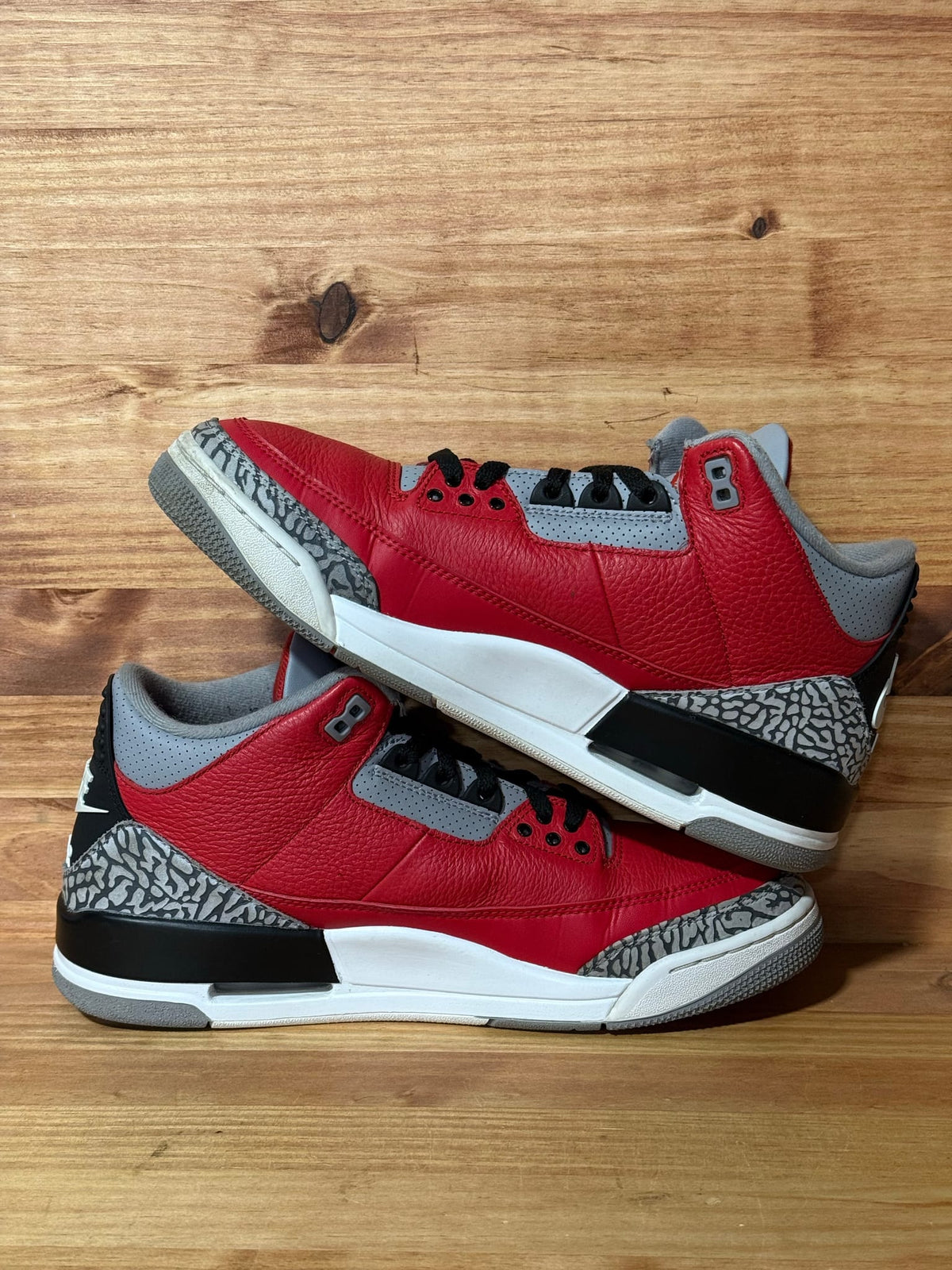 Jordan 3 Retro SE Unite