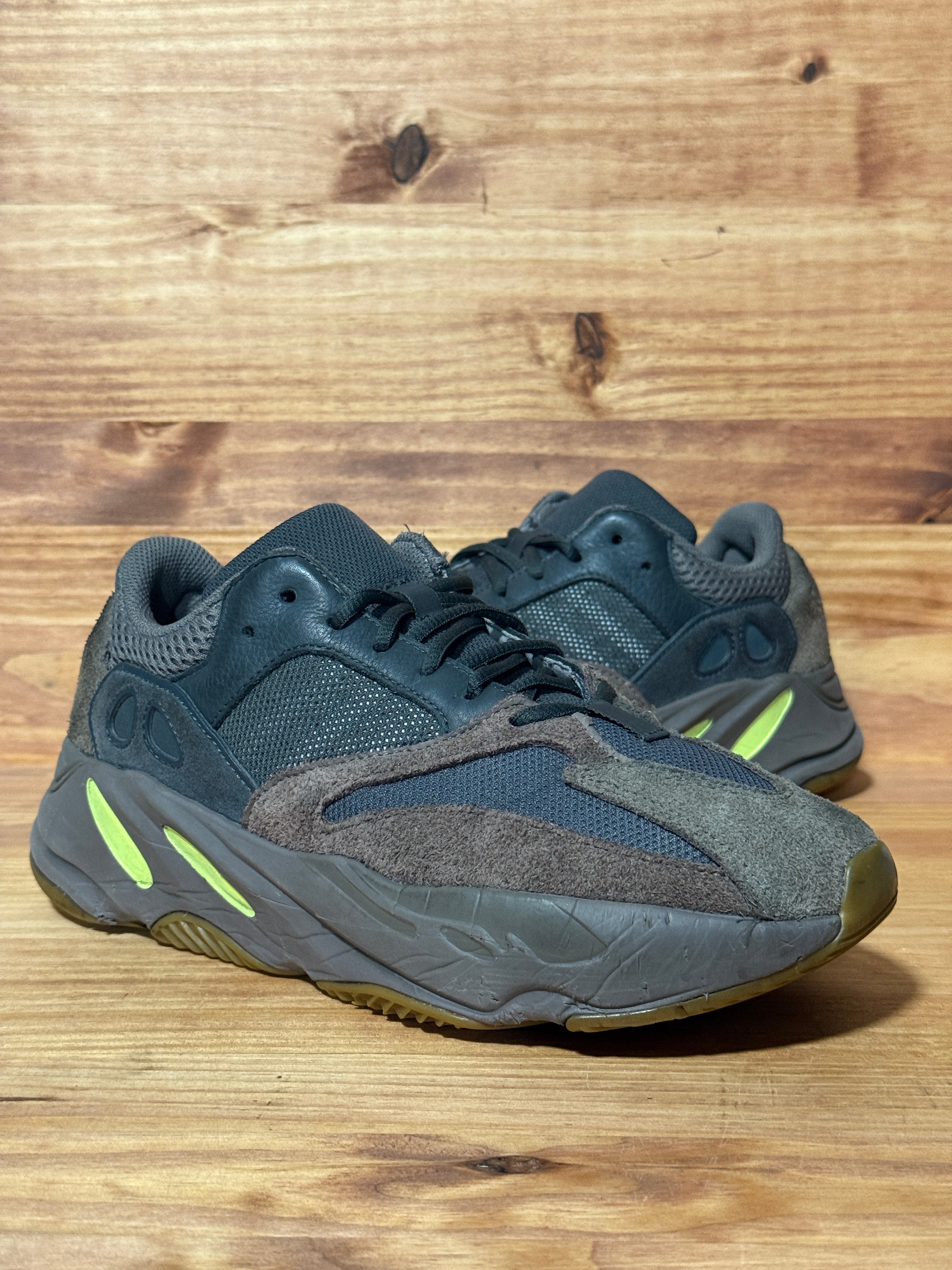 adidas Yeezy Boost 700 Mauve