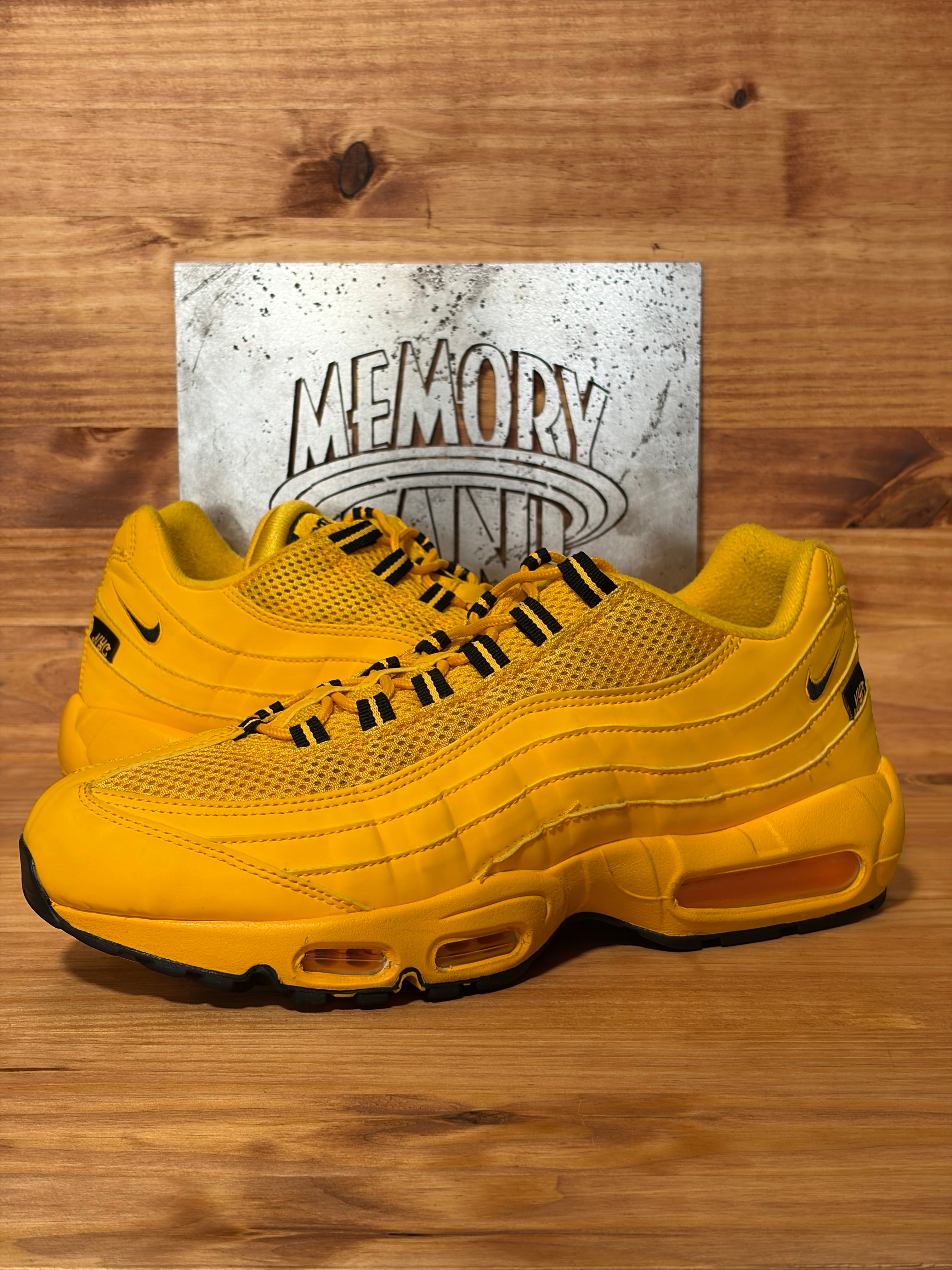 Nike Air Max 95 NYC Taxi