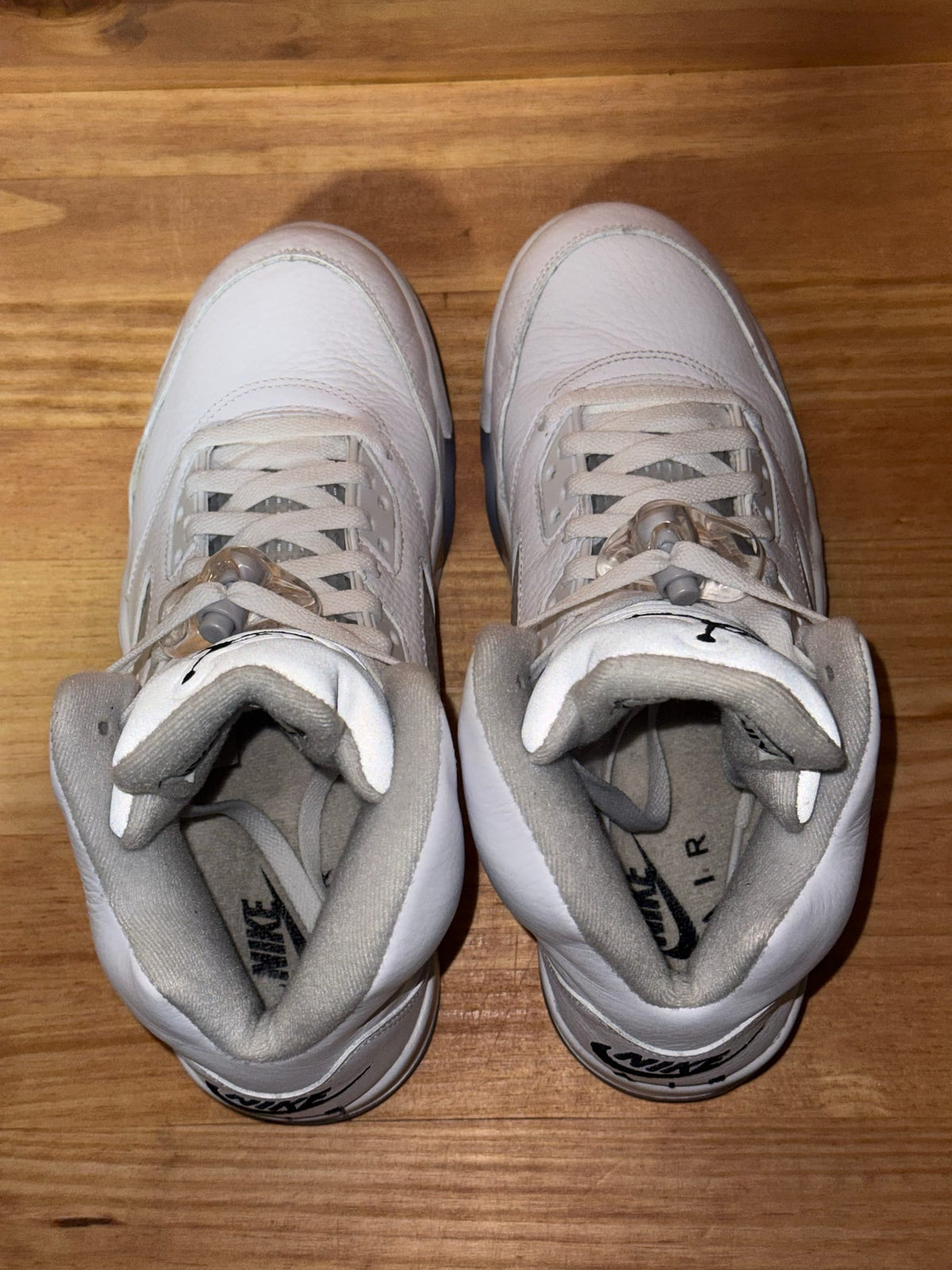 Jordan 5 Retro White Metallic (2026) - Size 9