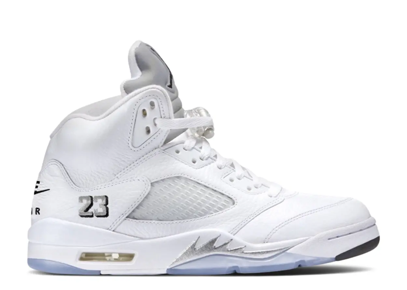 JORDAN 5 RETRO WHITE METALLIC 2026