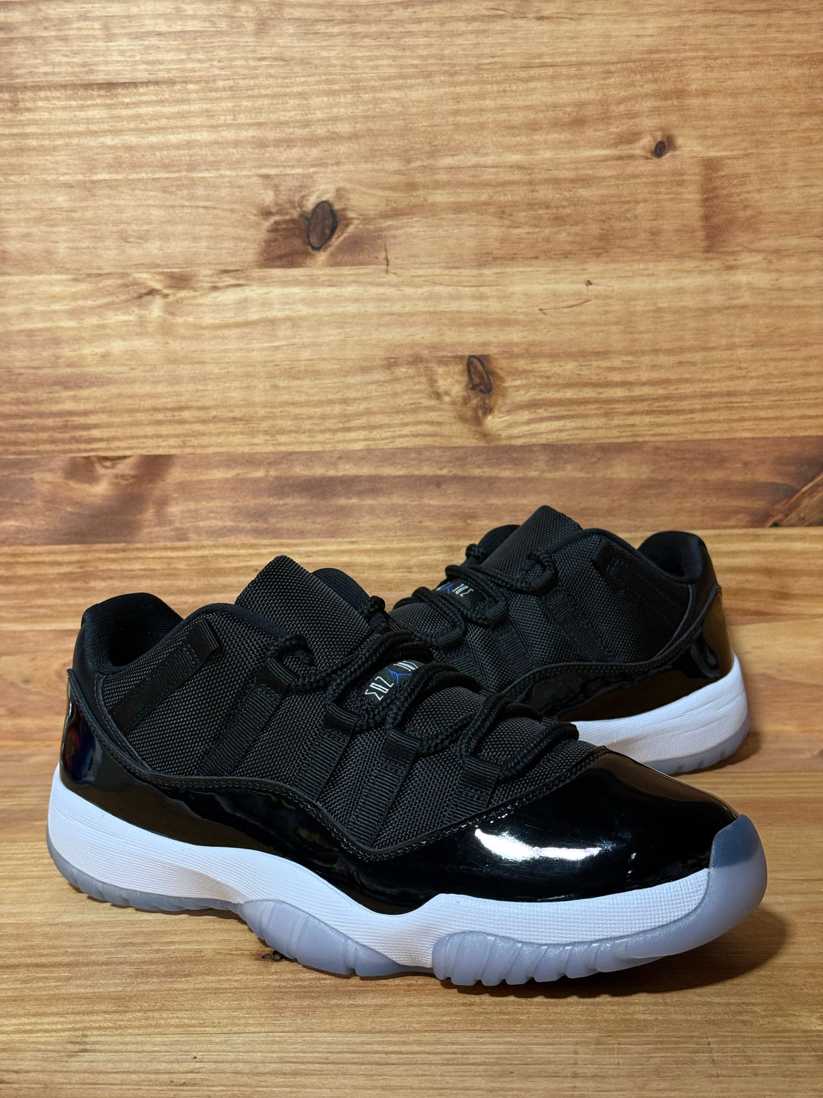 Jordan 11 Retro Low Space Jam