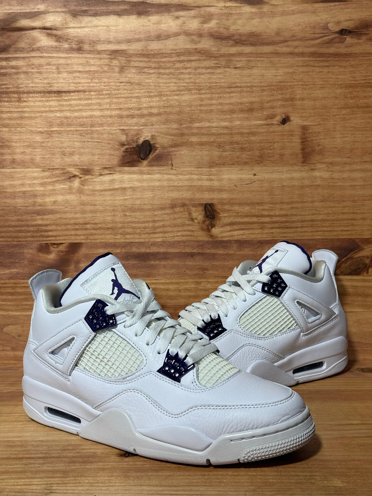 Jordan 4 Retro Metallic Purple