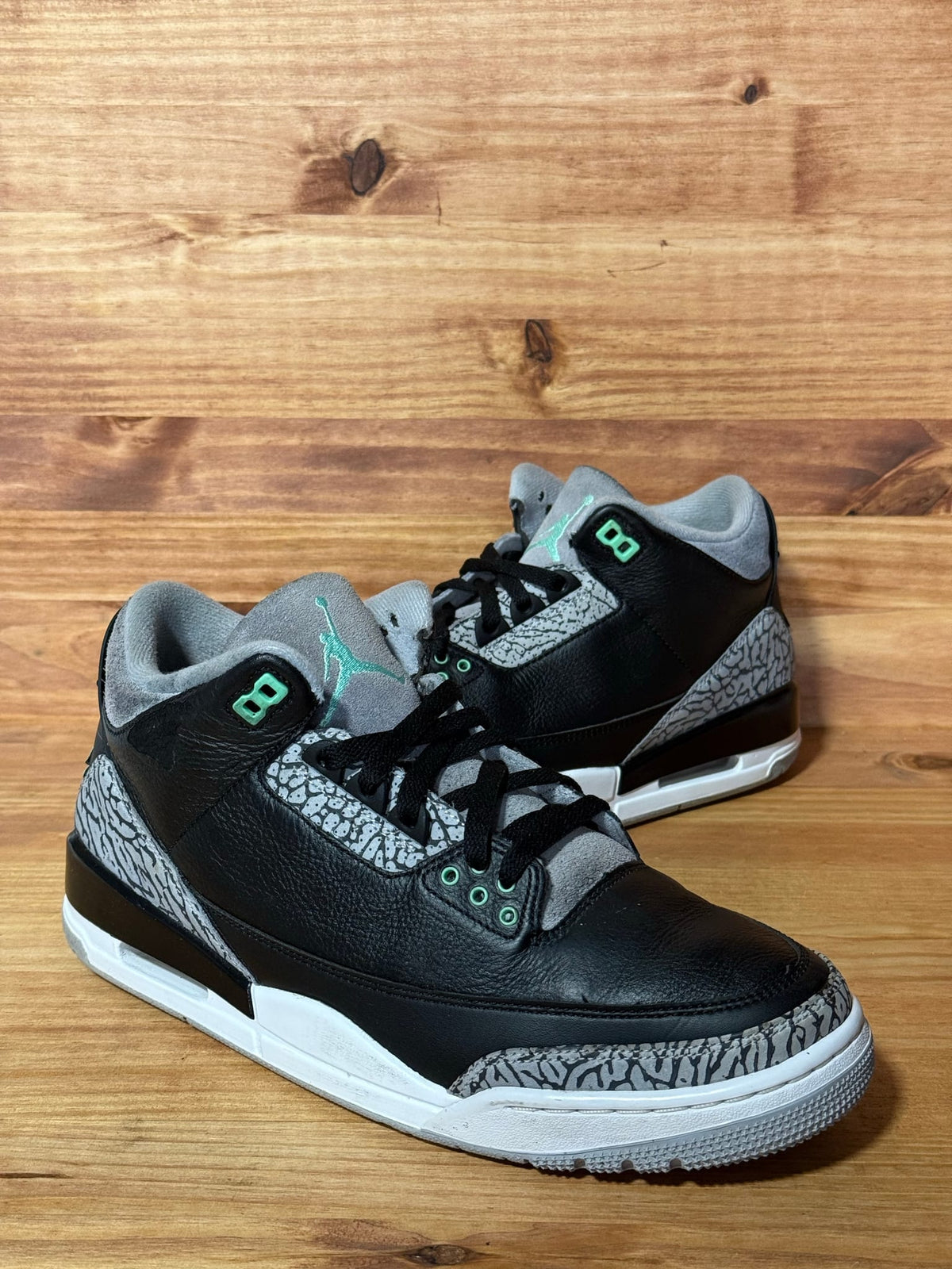 Jordan 3 Retro Green Glow - Size 11
