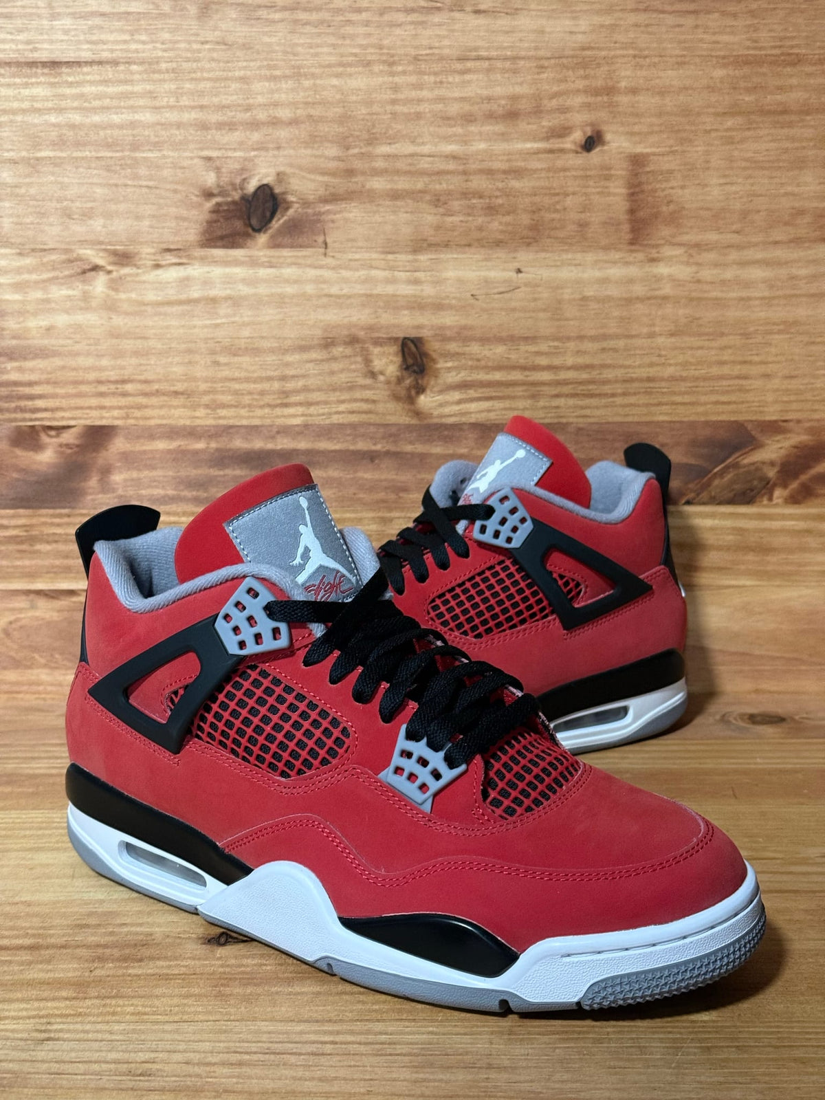 Jordan 4 Retro Toro Bravo (2026) - Size 10.5