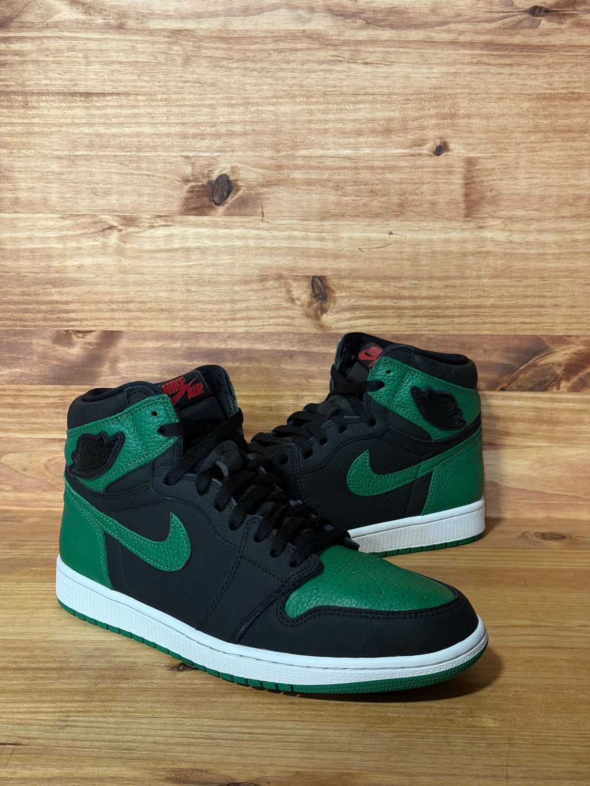Jordan 1 Retro High Pine Green Black - Size 10.5