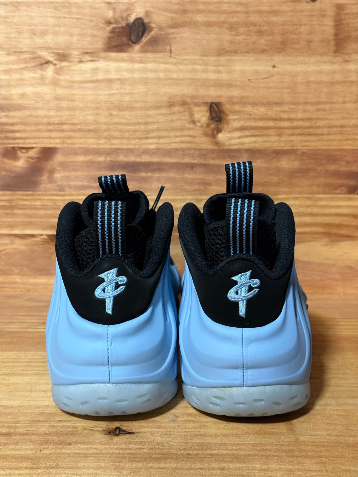 Nike Air Foamposite One Psychic Blue - Size 10