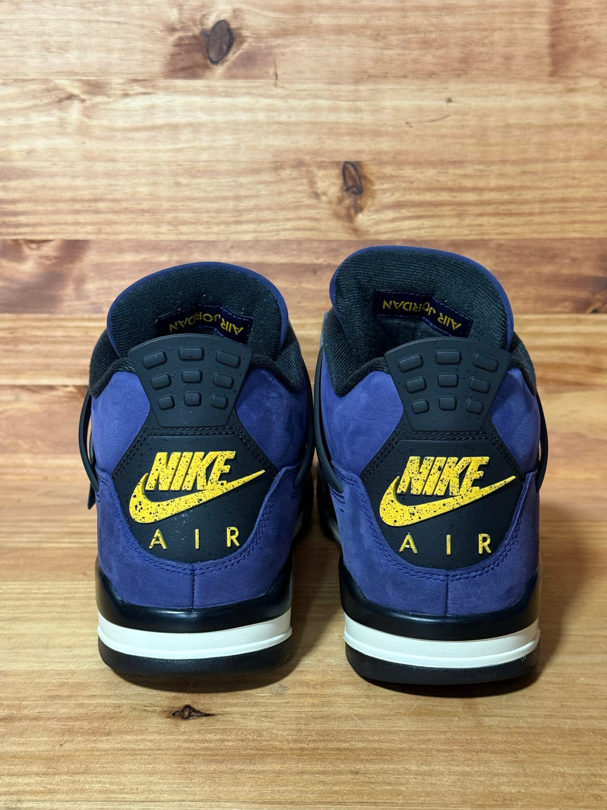 Jordan 4 Retro Lakers - Size 10