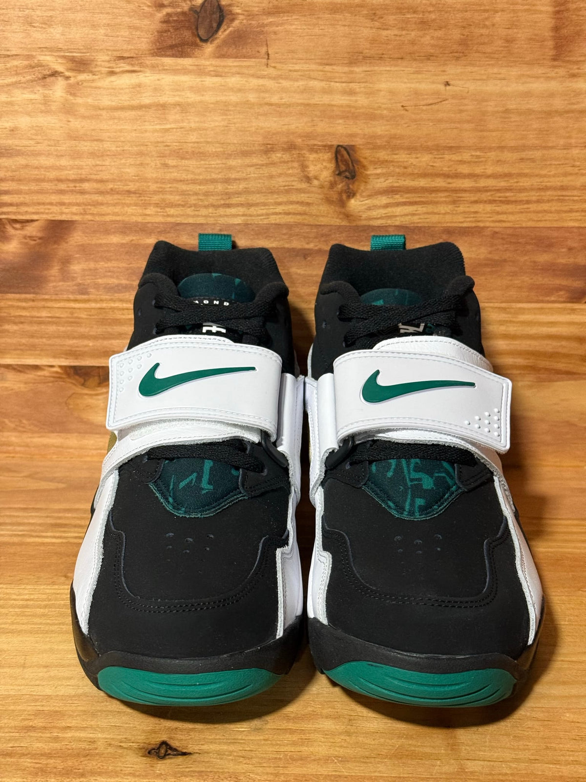 Nike Air Diamond Turf Emerald - Size 11