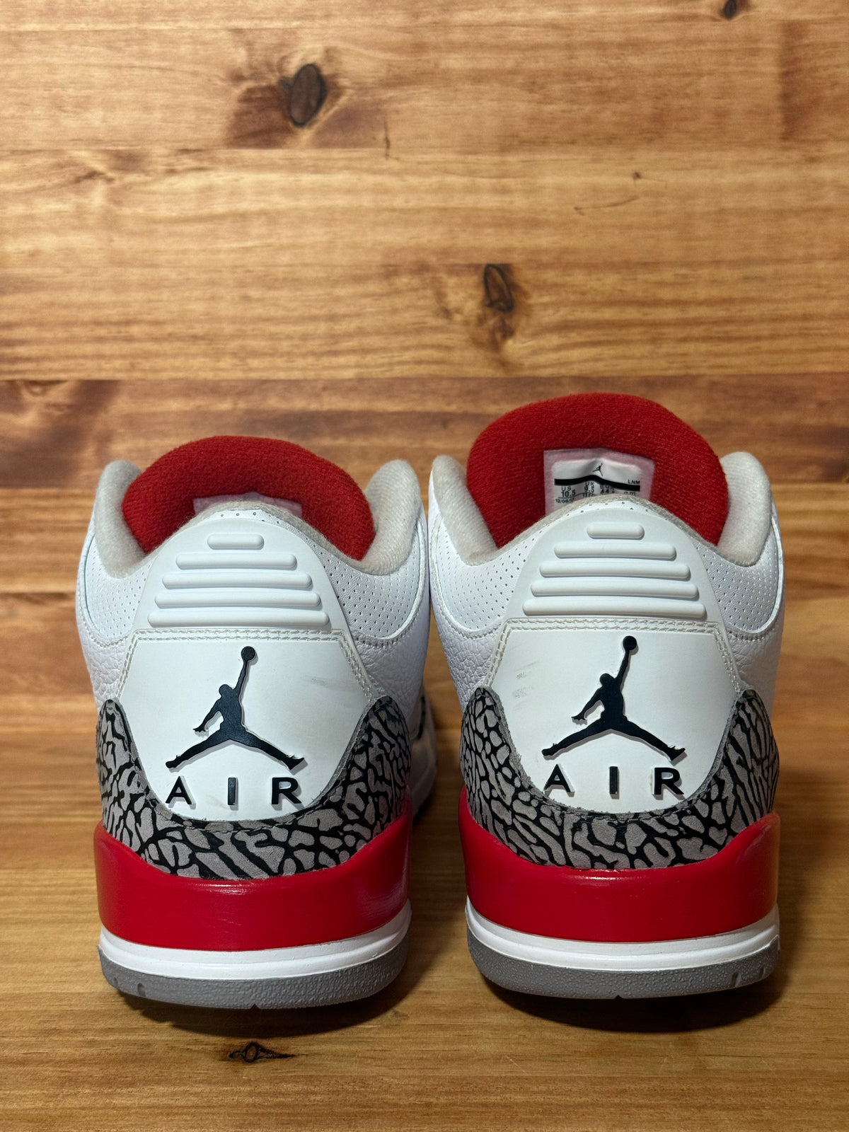 Jordan 3 Retro Hall of Fame - Size 10.5