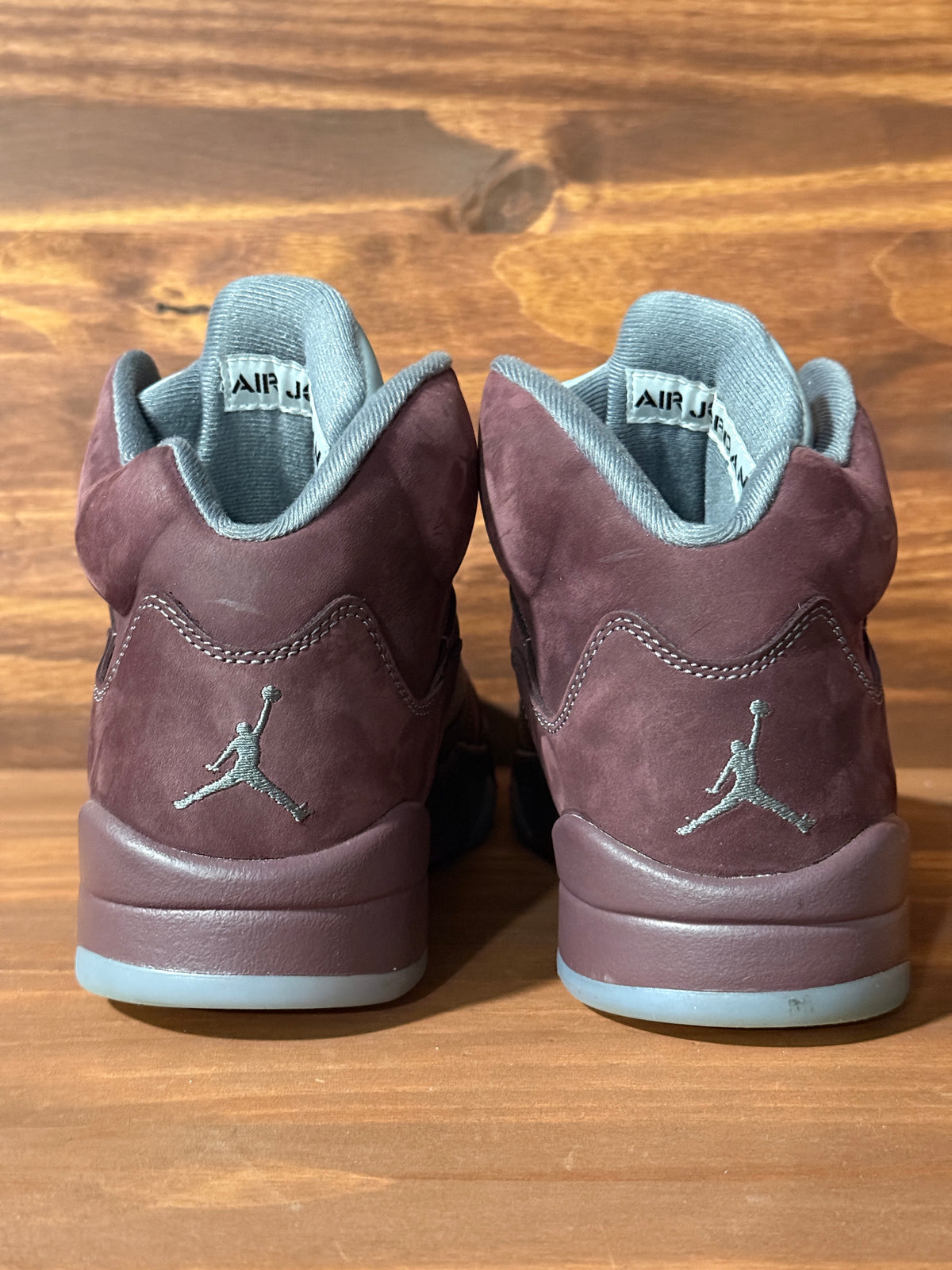 Jordan 5 Retro Burgundy (2023)