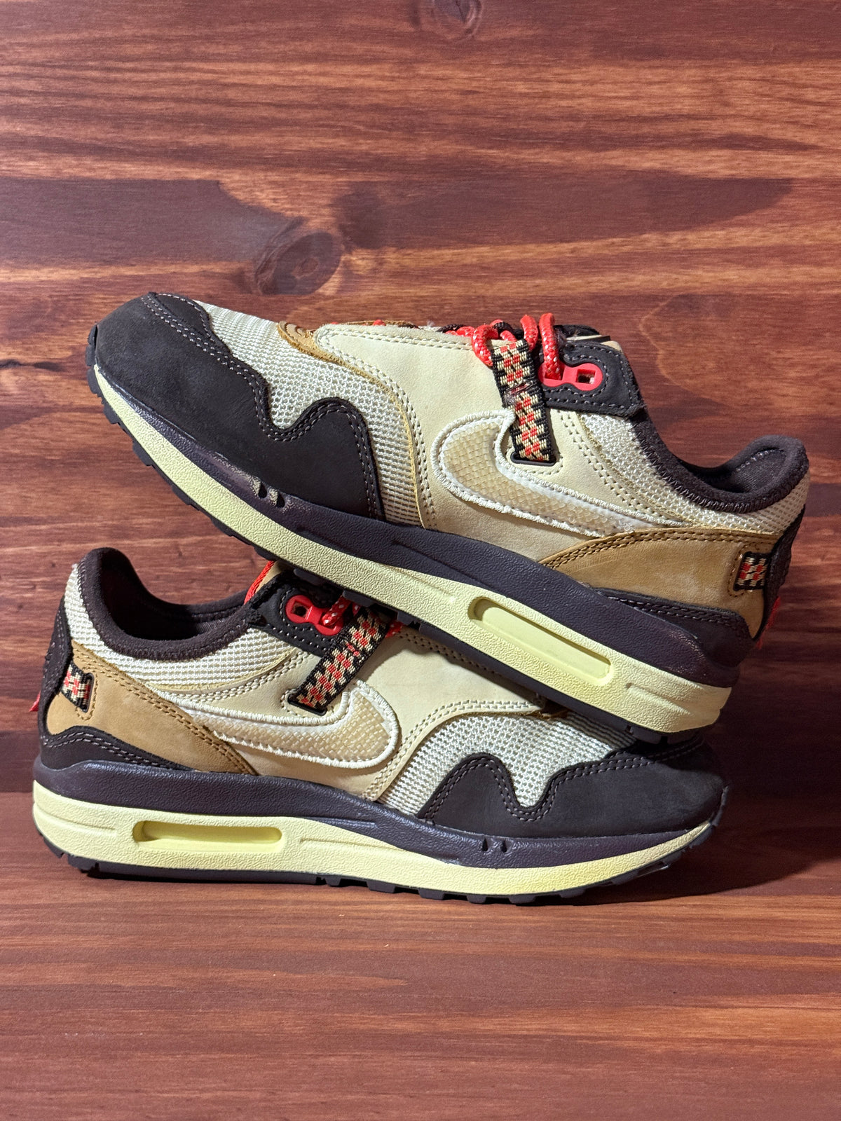 Nike Air Max 1 Travis Scott Cactus Jack Baroque Brown